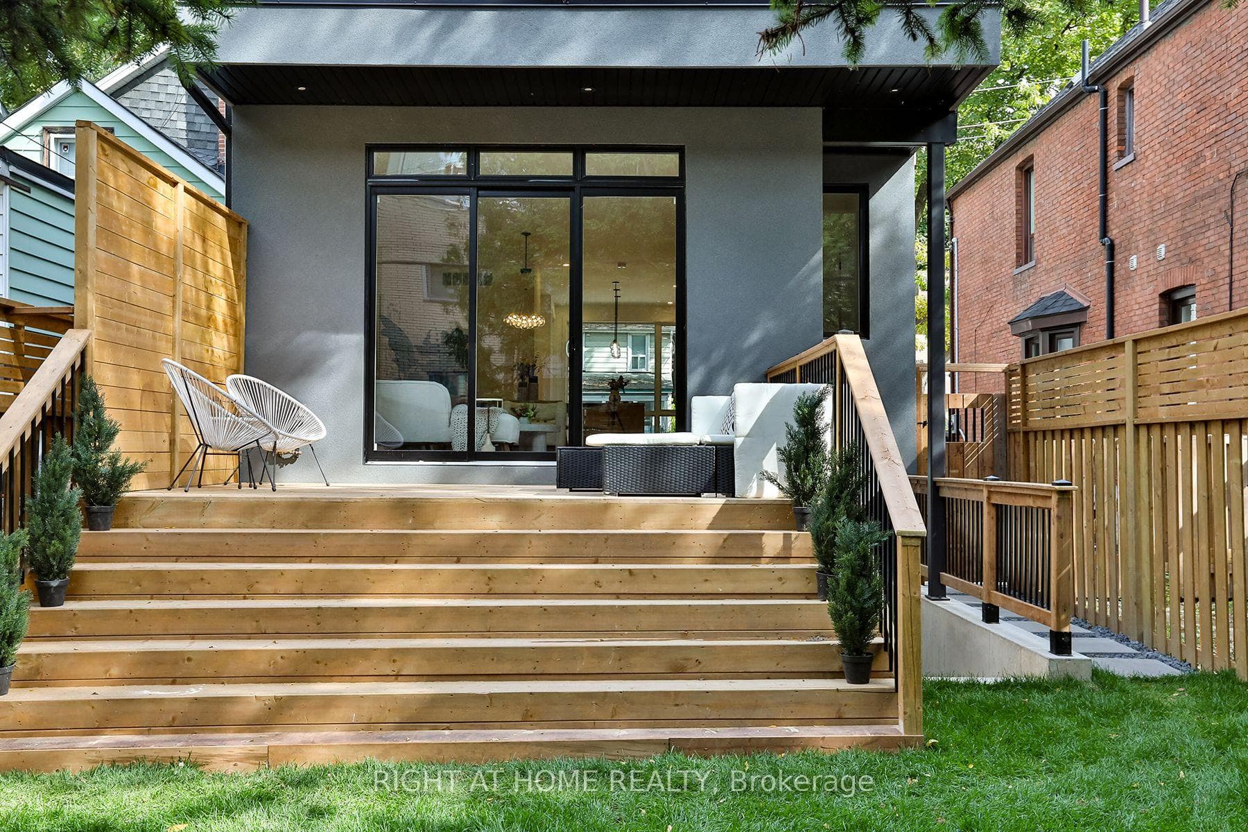 60 Winnifred Avenue photo 36