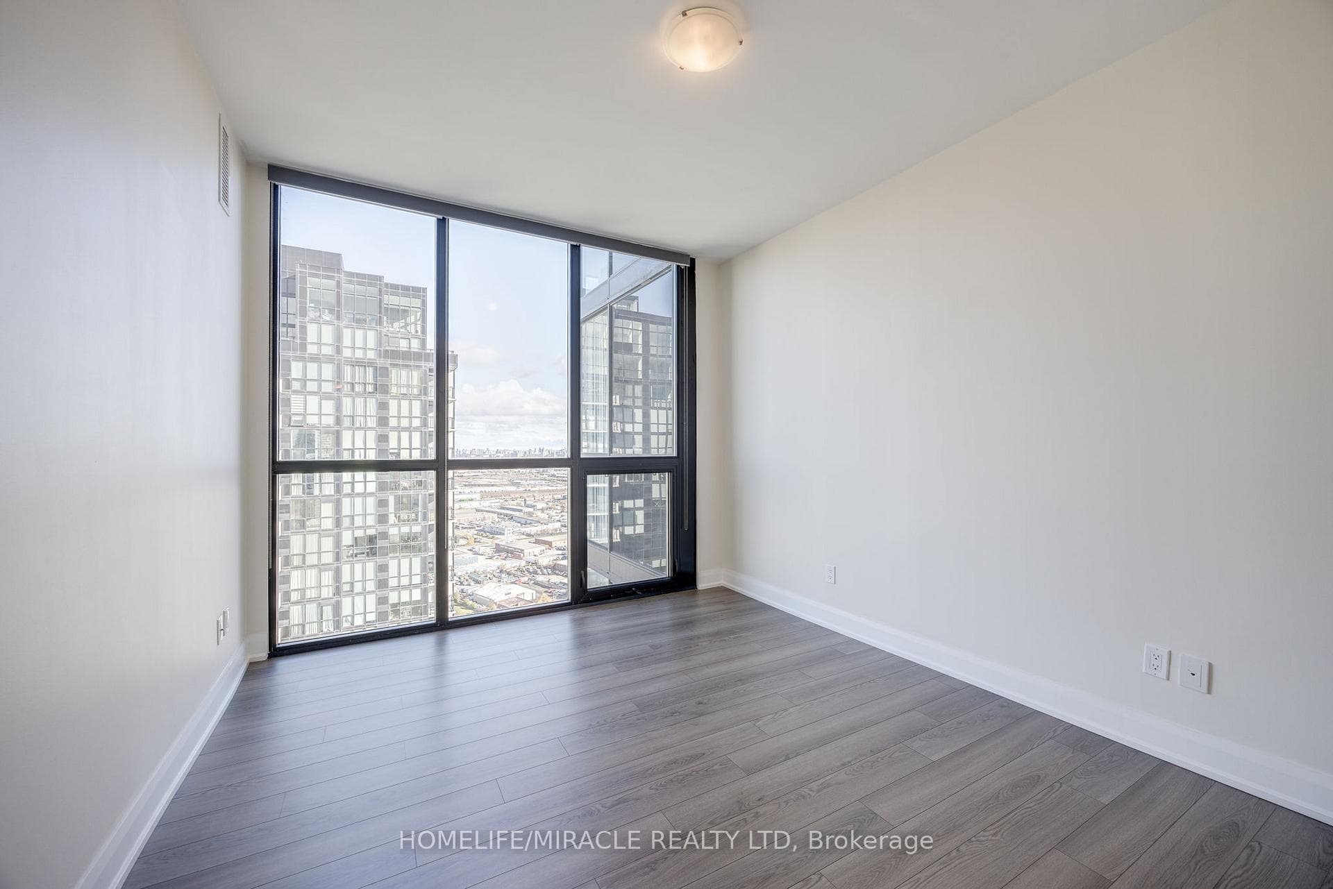 2910 Highway 7 Road Unit 3307 photo 15