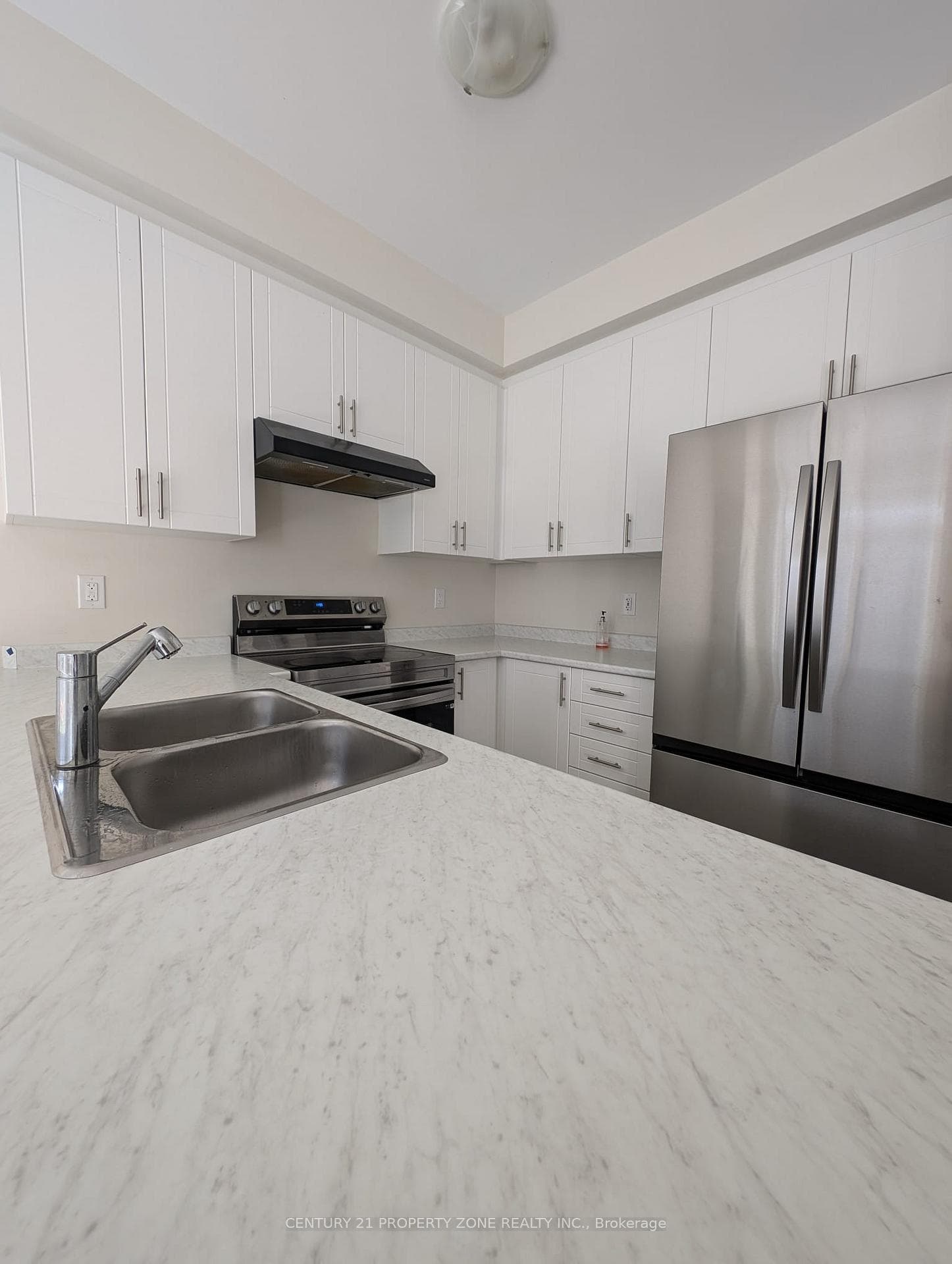 30 Lemon Avenue photo 20