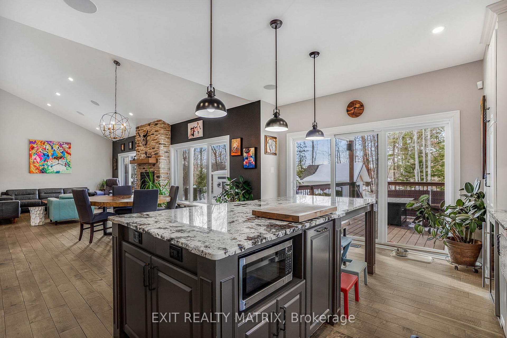 58 De La Seigneurie Street photo 12
