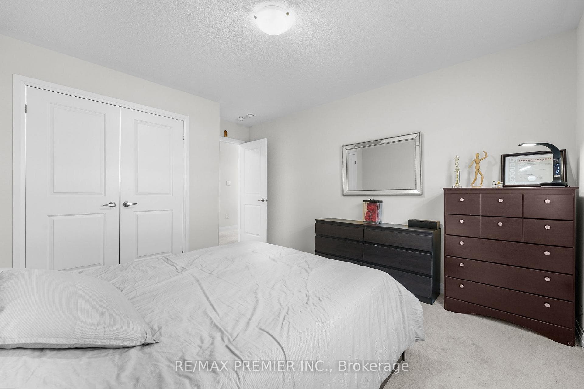 1303 Broderick Street photo 31