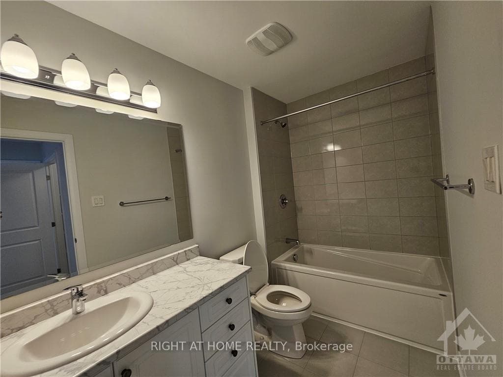 417 SILICON Way photo 19