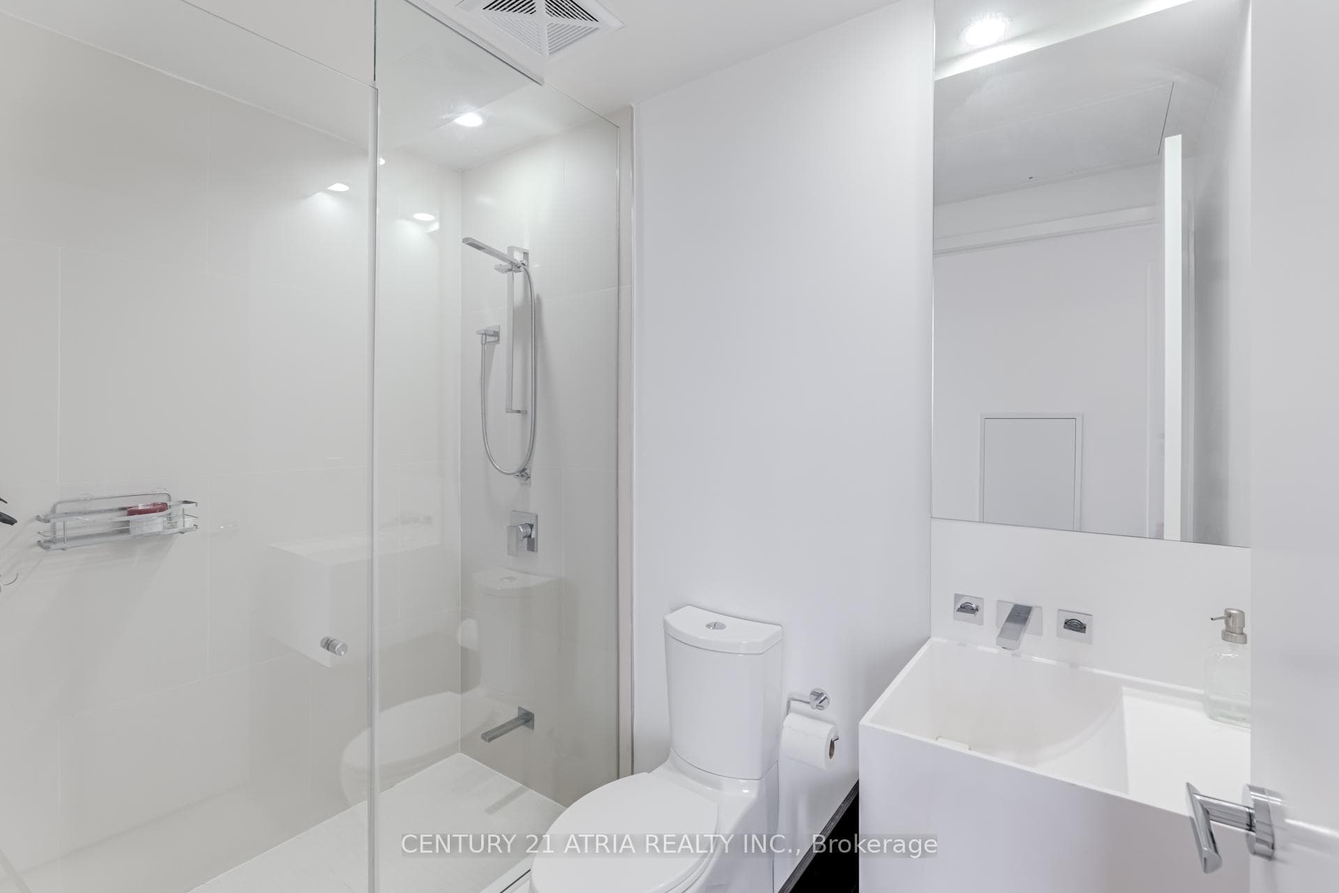 1 Bloor Street Unit 2104 photo 27