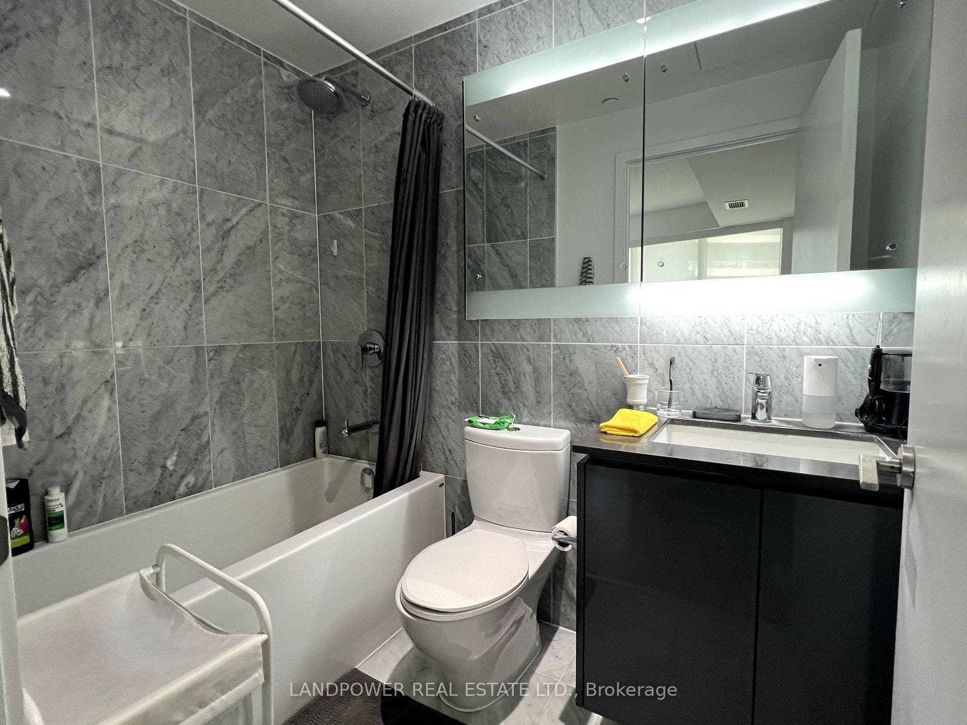 117 McMahon Drive Unit 3507 photo 17