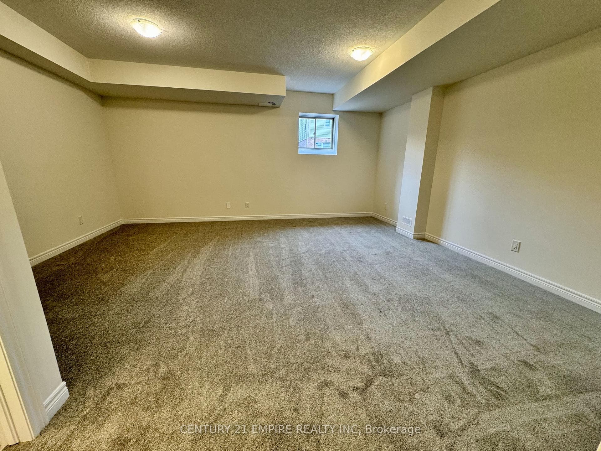 183 Broadacre Drive photo 35