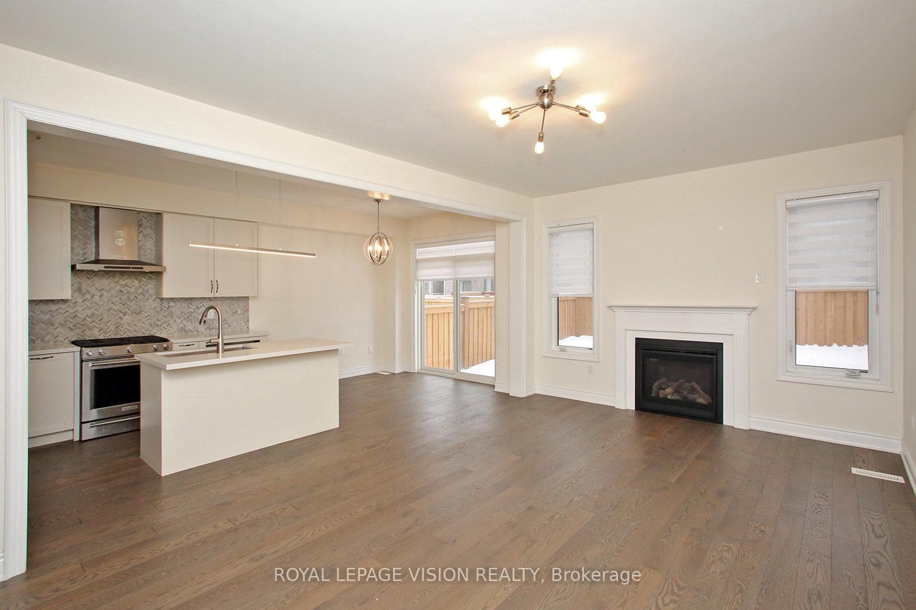 67 Ogston Crescent photo 10