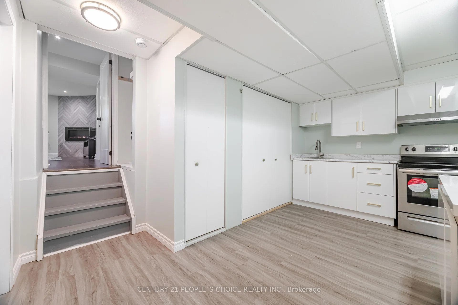 55 Vineberg Drive photo 28
