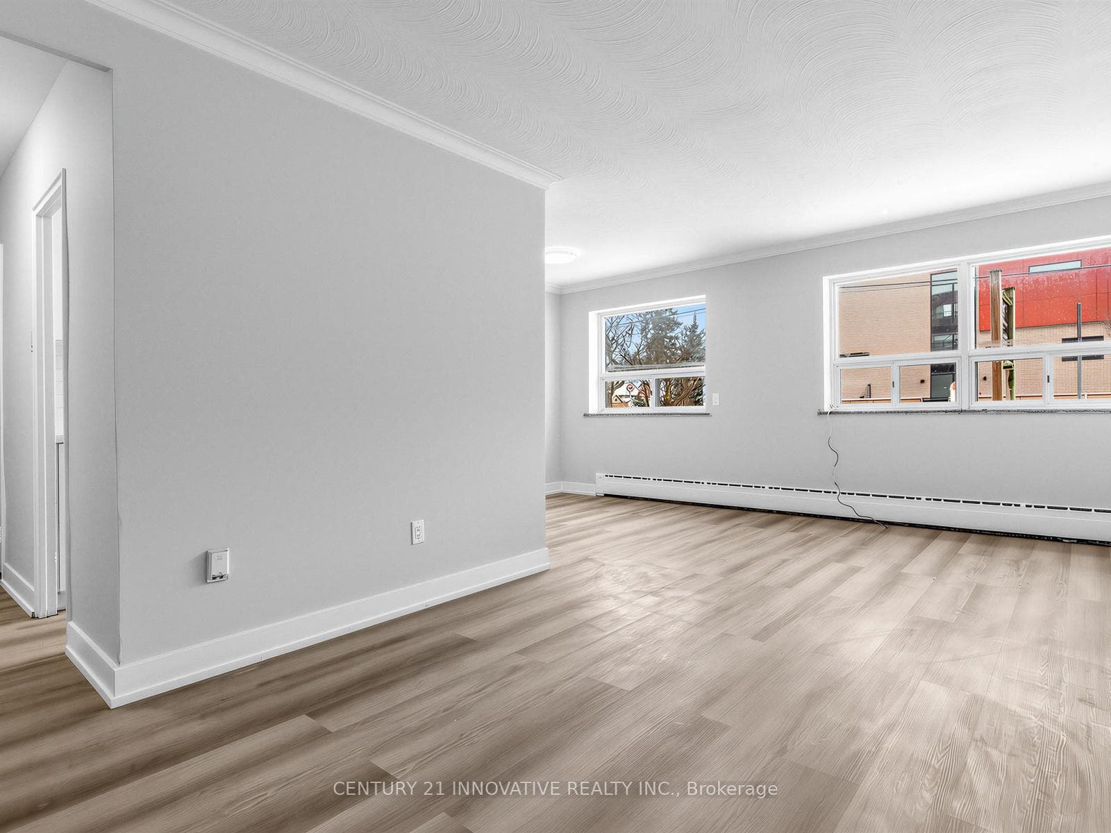 1243 Broadview Avenue Unit 2 photo 4
