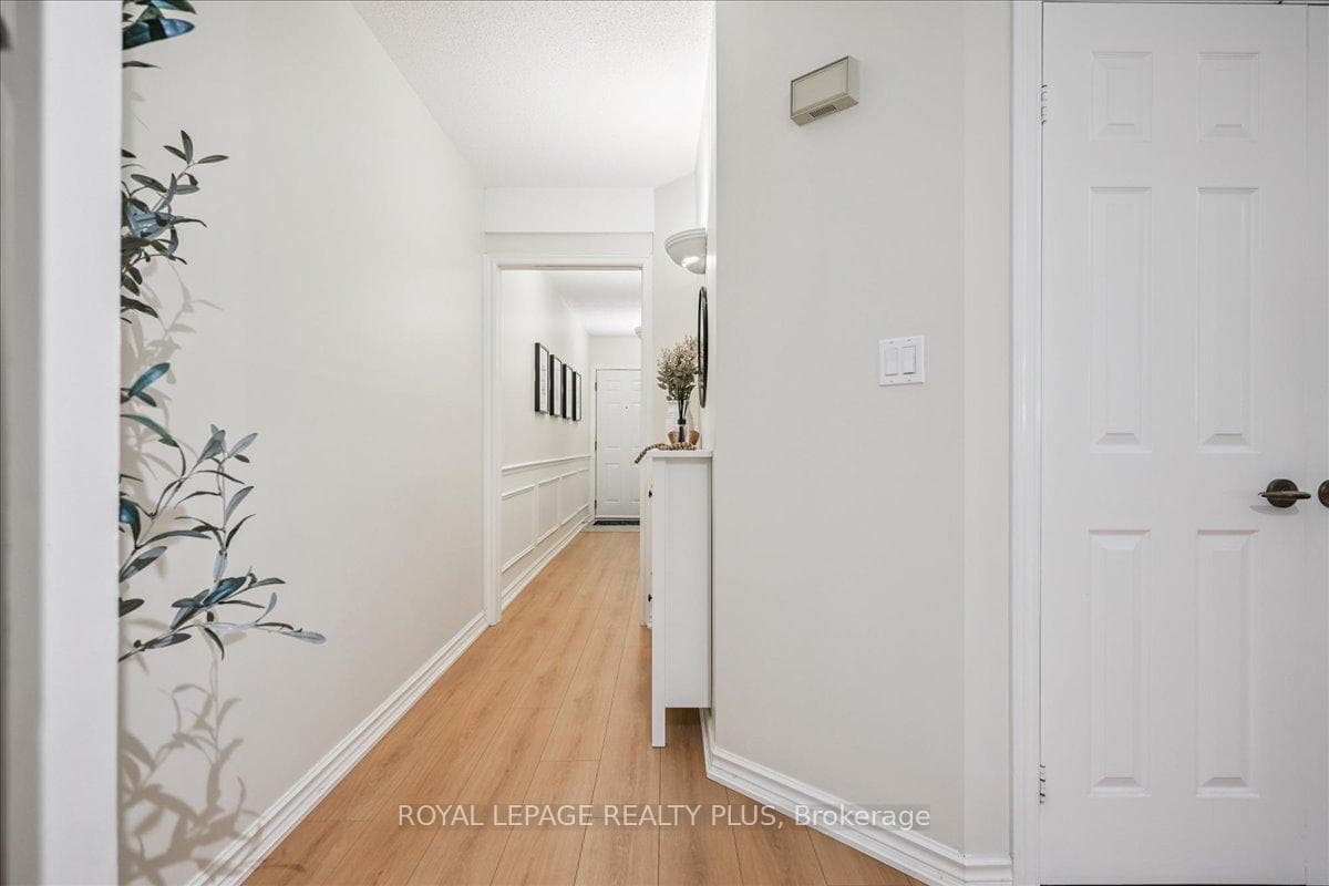 2030 Cleaver Avenue Unit 201 photo 5