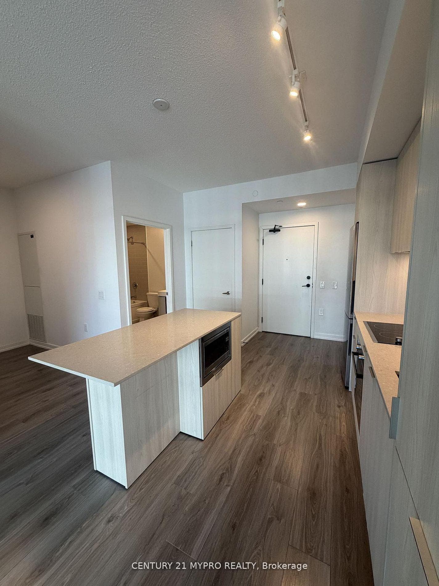 20 Tubman Avenue Unit 408 photo 4
