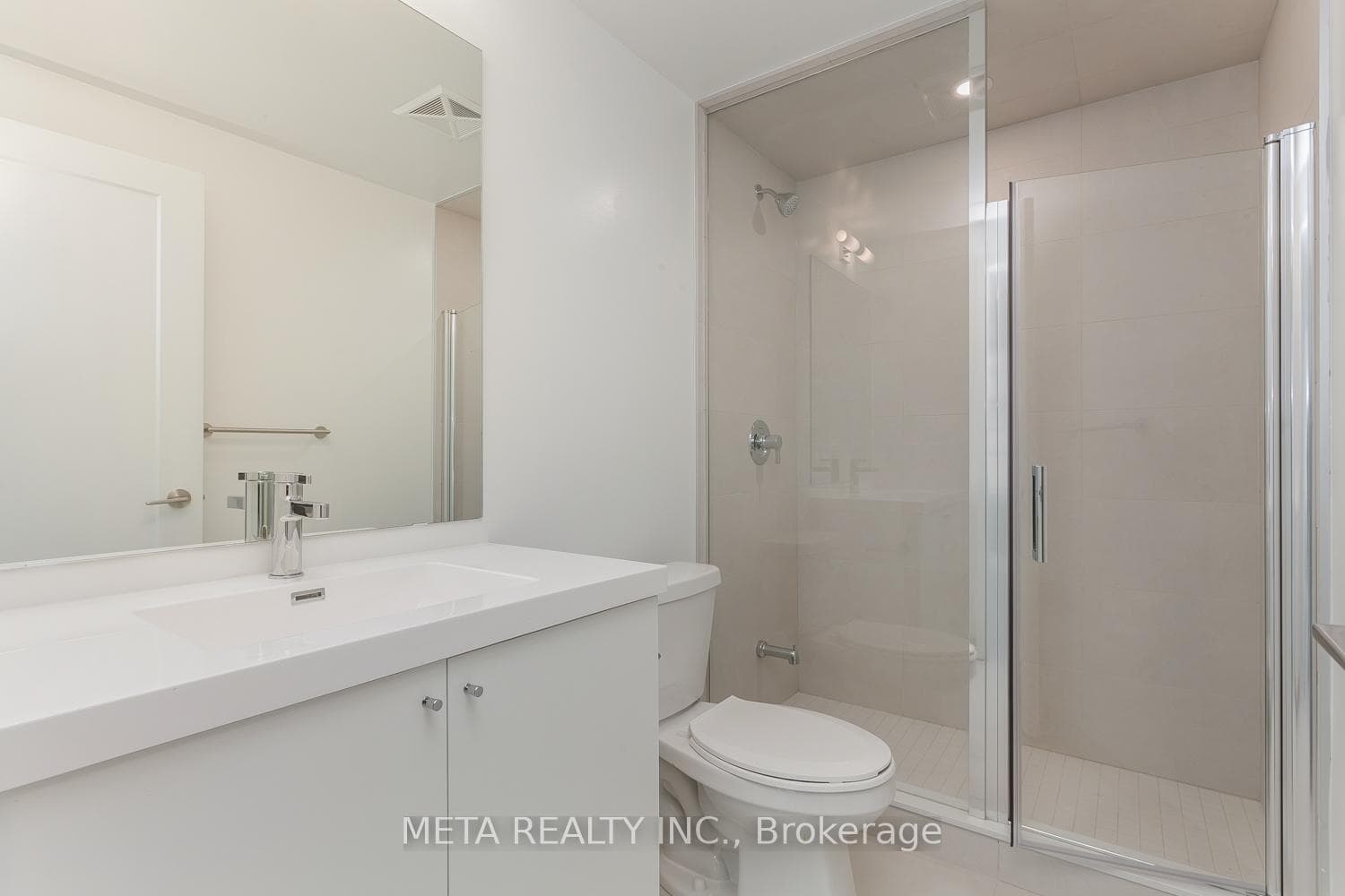2545 Simcoe Street Unit 322 photo 15