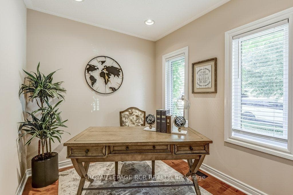 42 Mynden Way photo 8