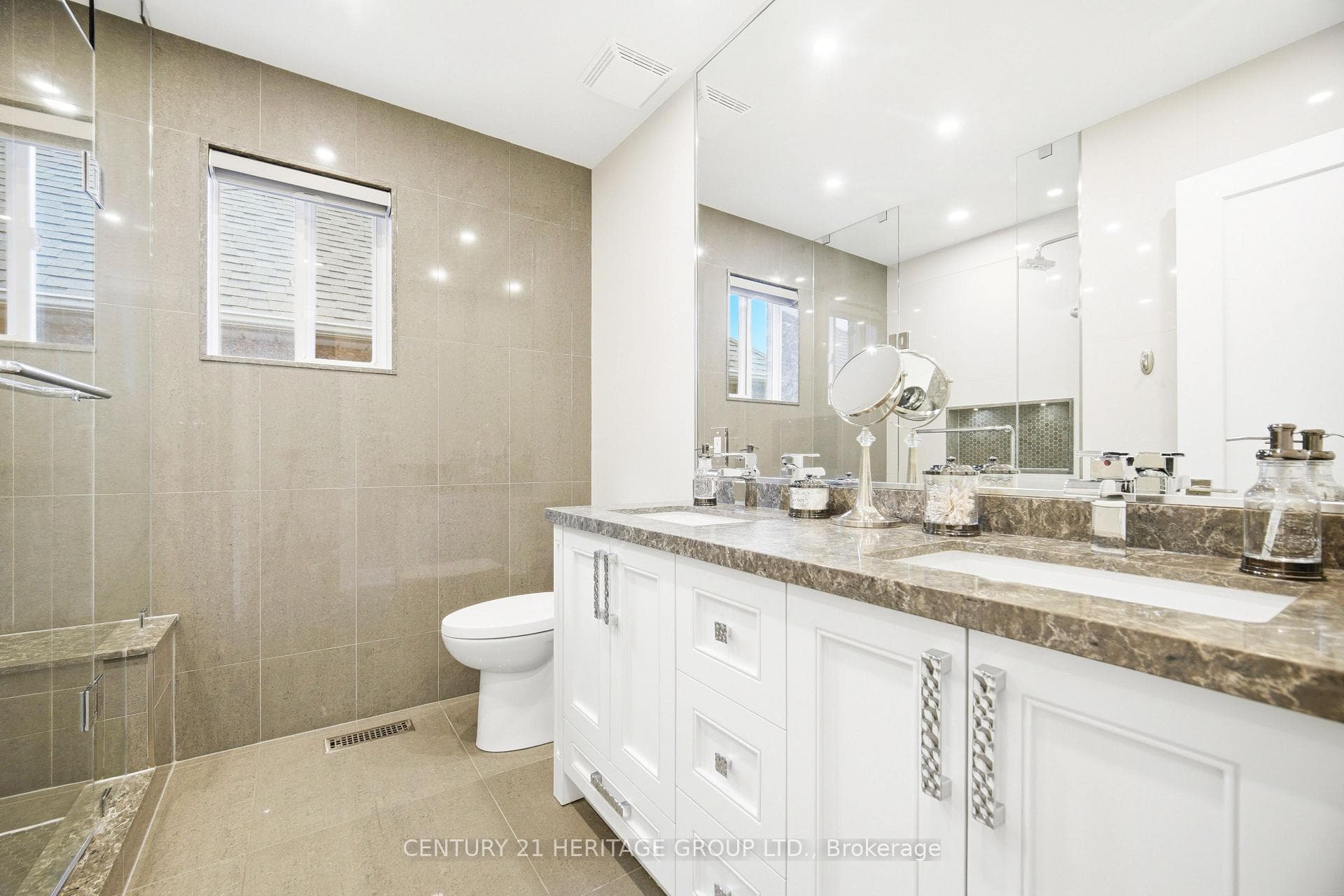 59 Estate Garden Drive photo 28