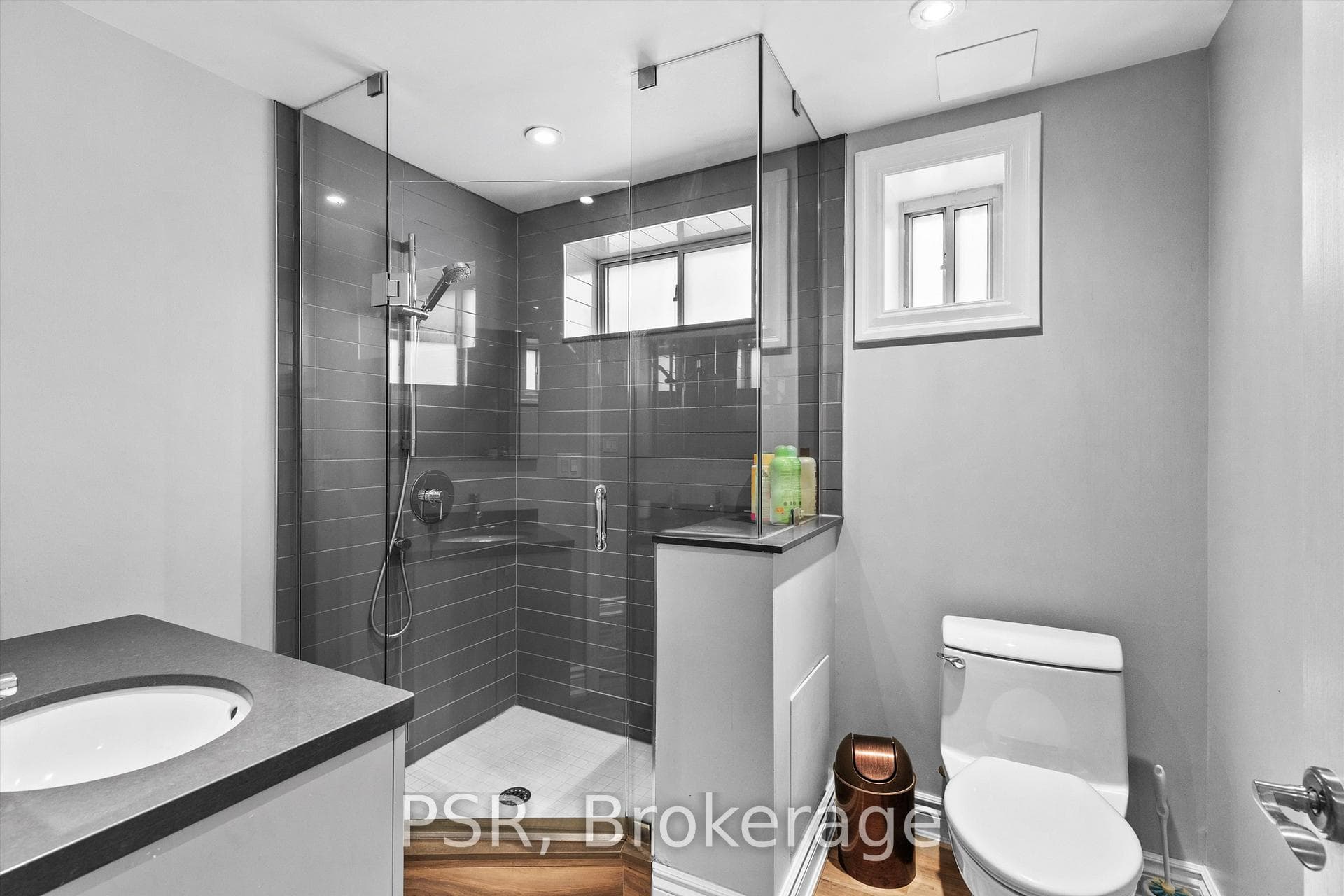 31 Clarendon Avenue photo 21