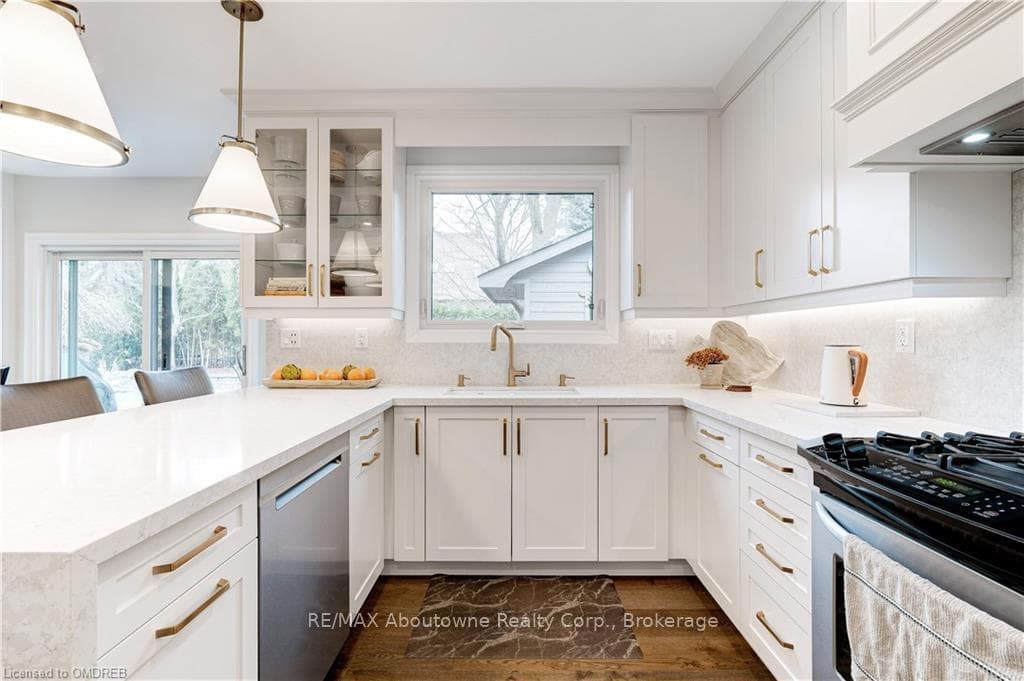 Updated Aya Kitchen