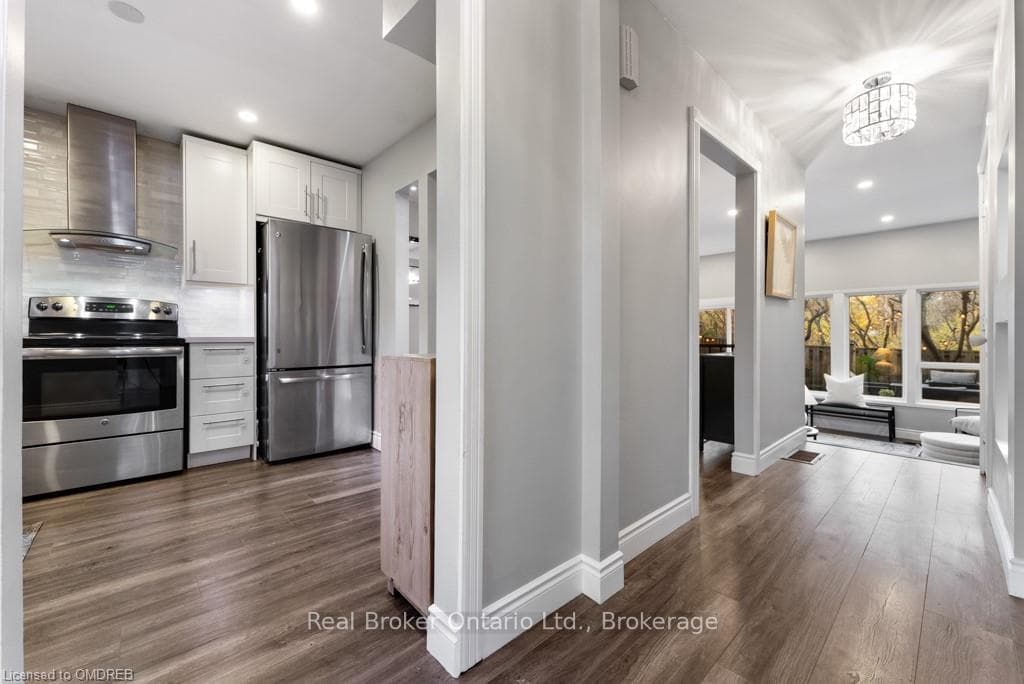 2050 UPPER MIDDLE Road Unit 179 photo 6
