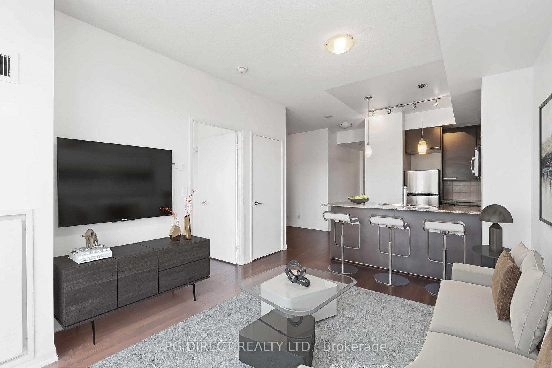 500 Sherbourne Street Unit 1106 photo 5