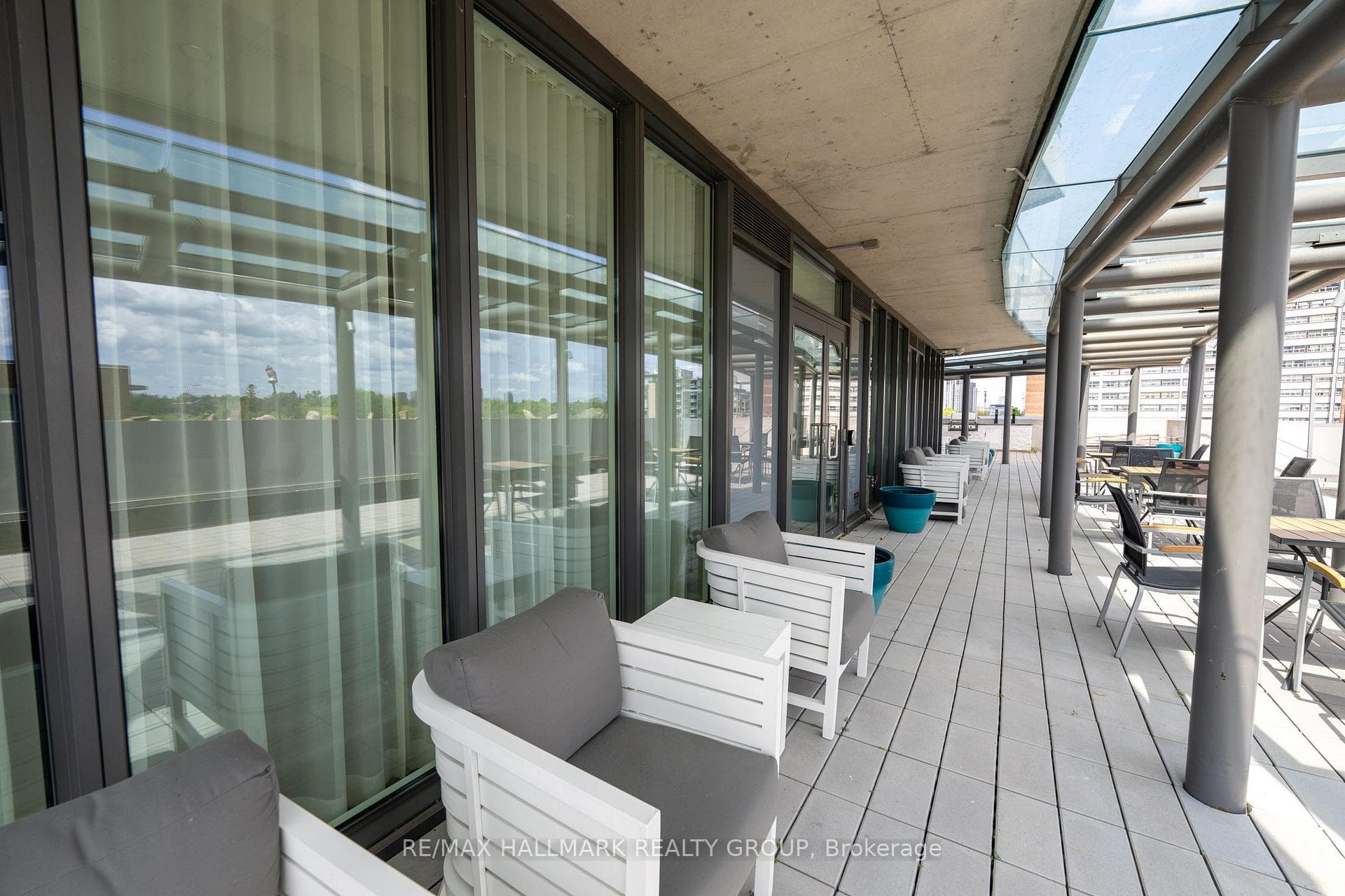 Outdoor Patio with Barbecue