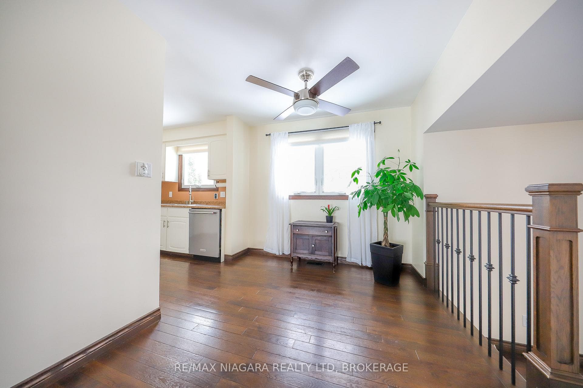 19 Jessica Drive photo 7
