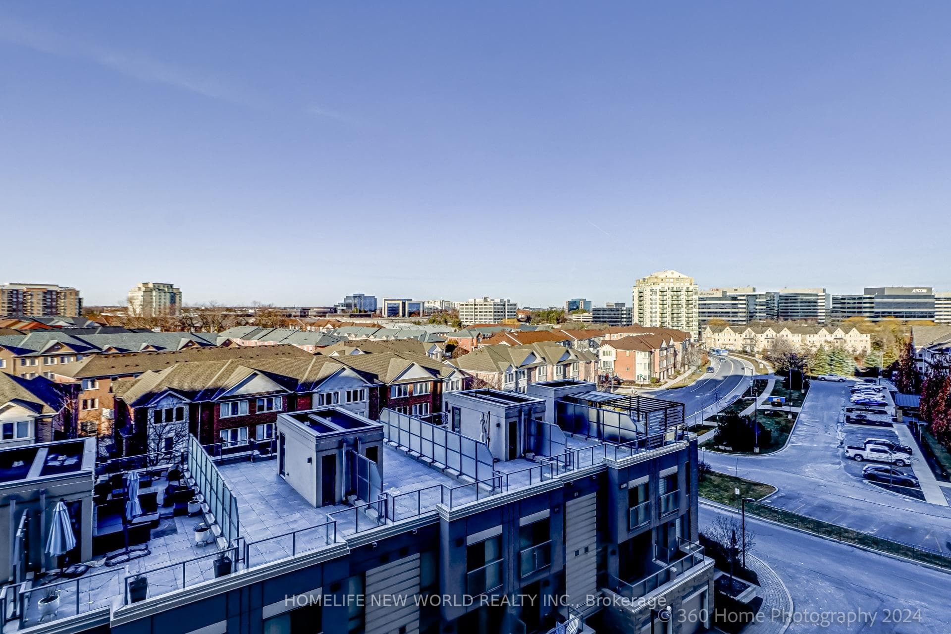 325 South Park Road Unit 719 photo 4