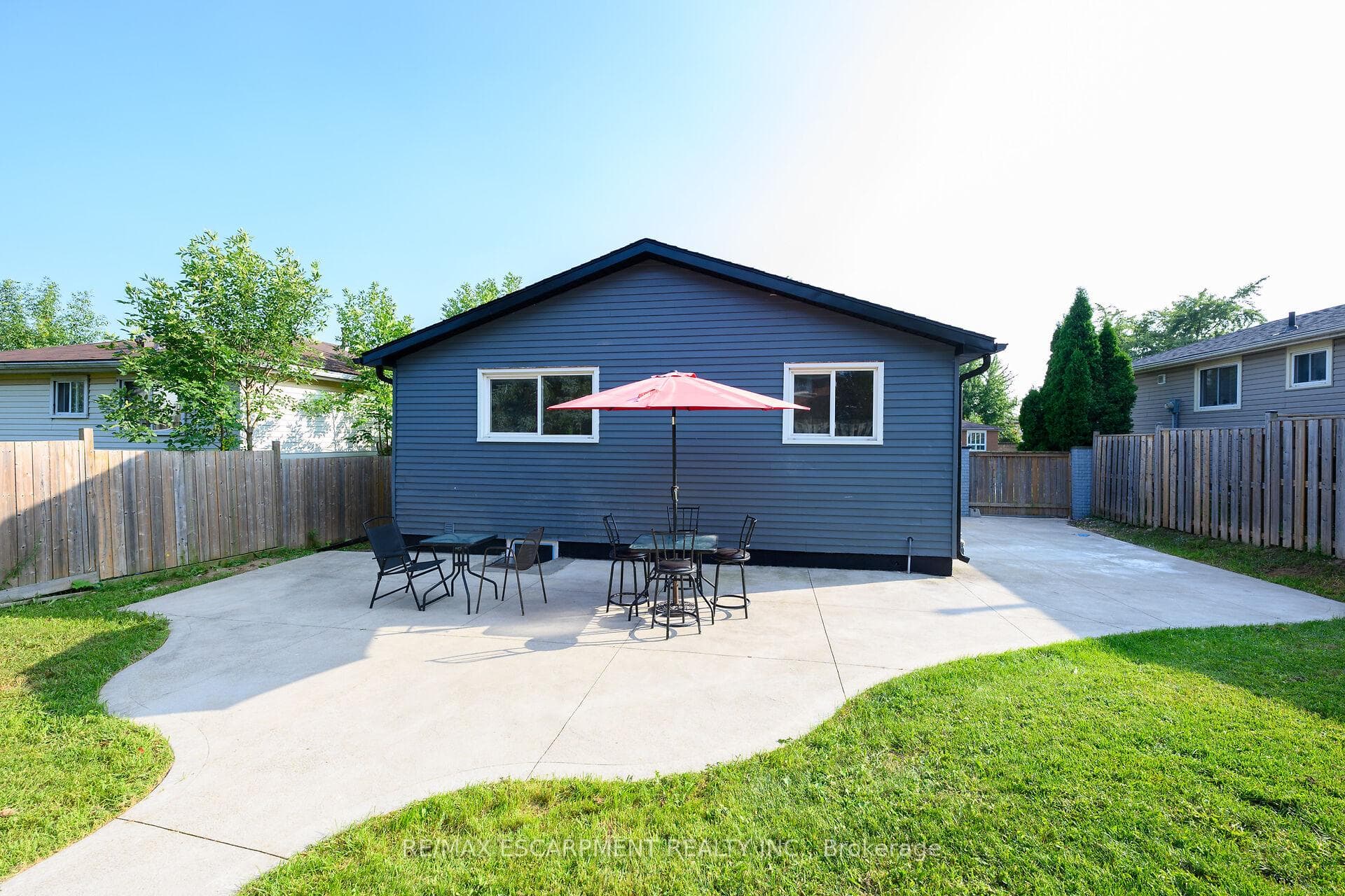 165 Bellingham Drive photo 37