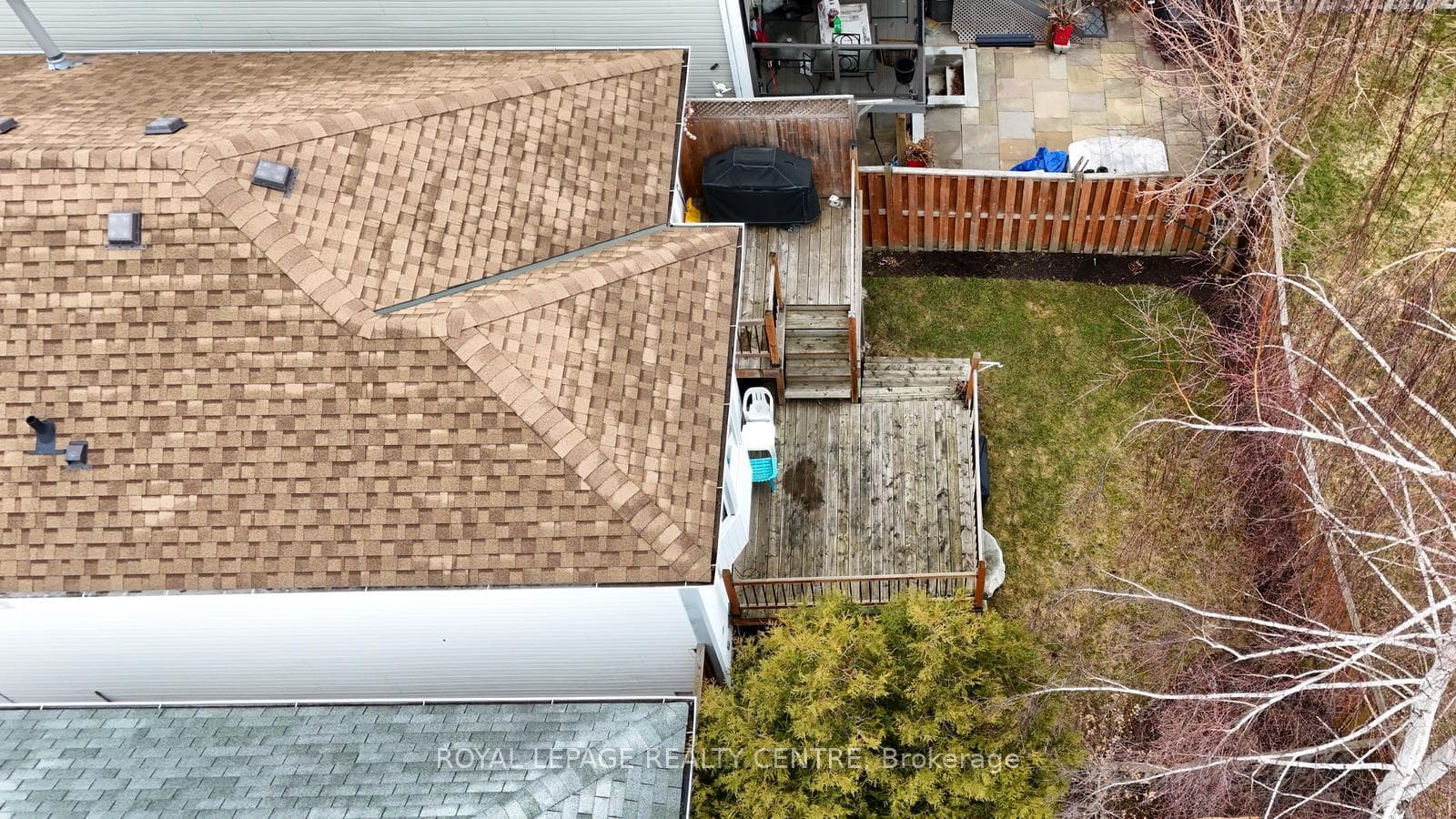 1296 Woodhill Court photo 47