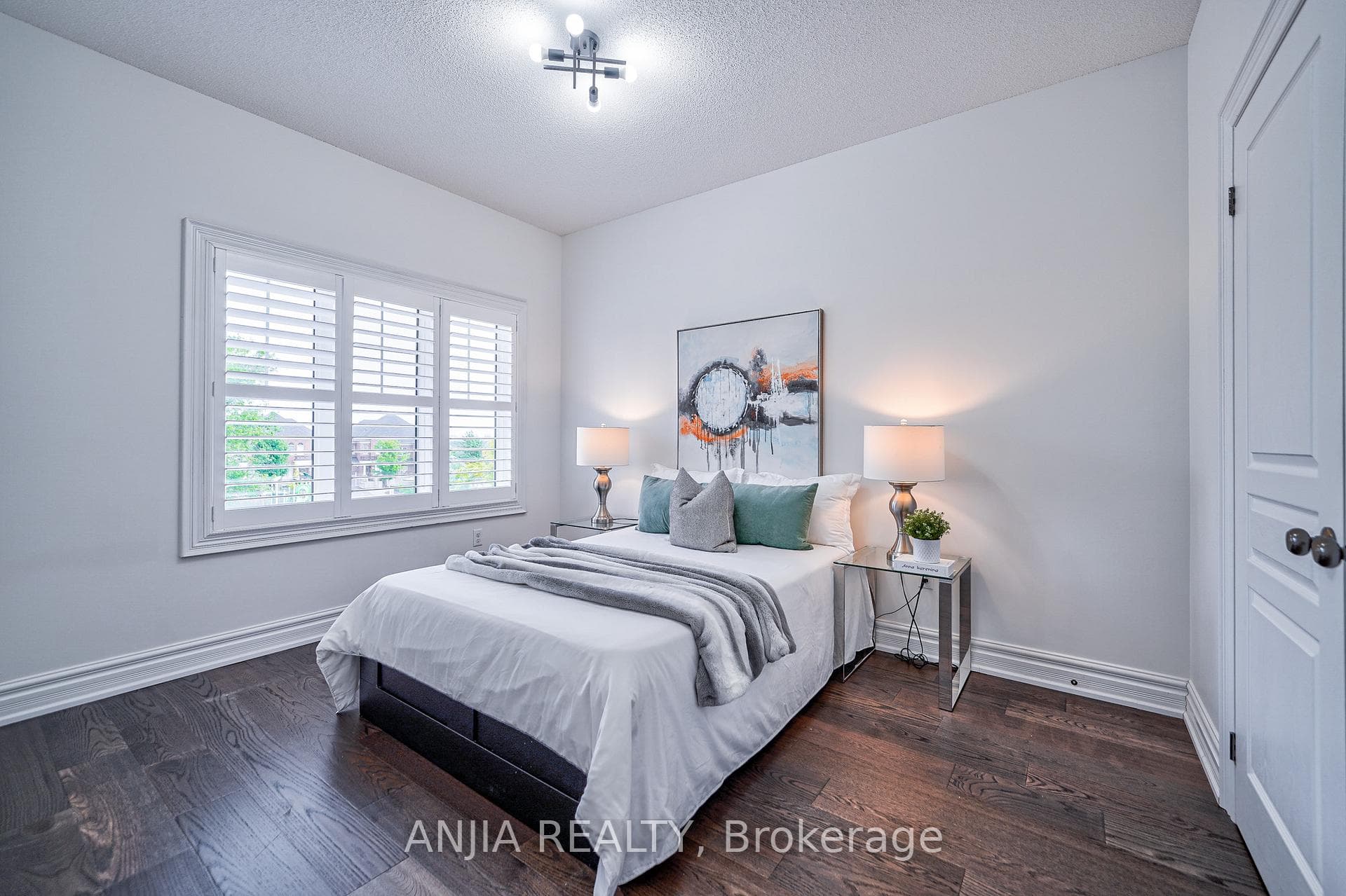 38 Henry Bauer Avenue photo 32
