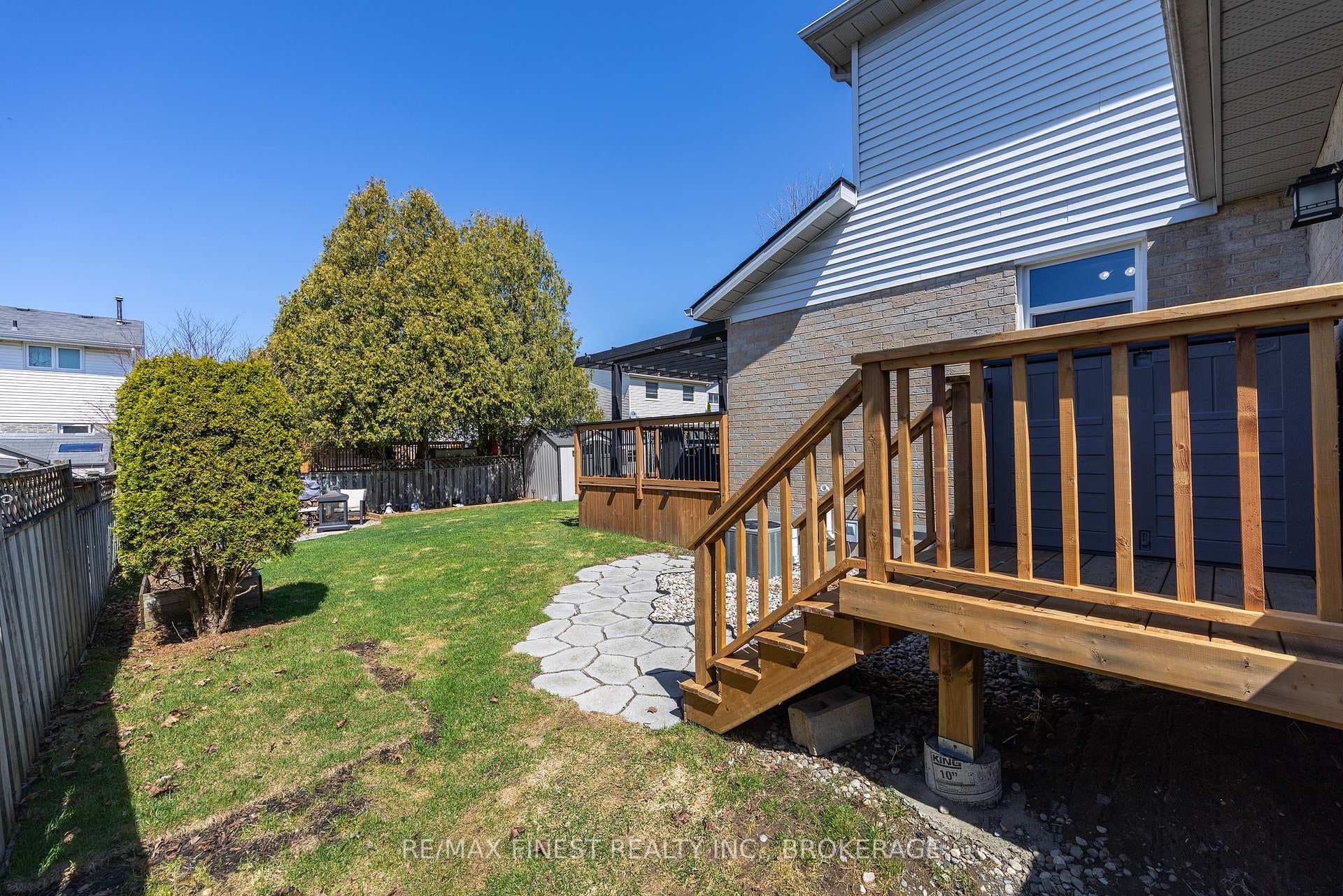773 Davis Drive photo 30
