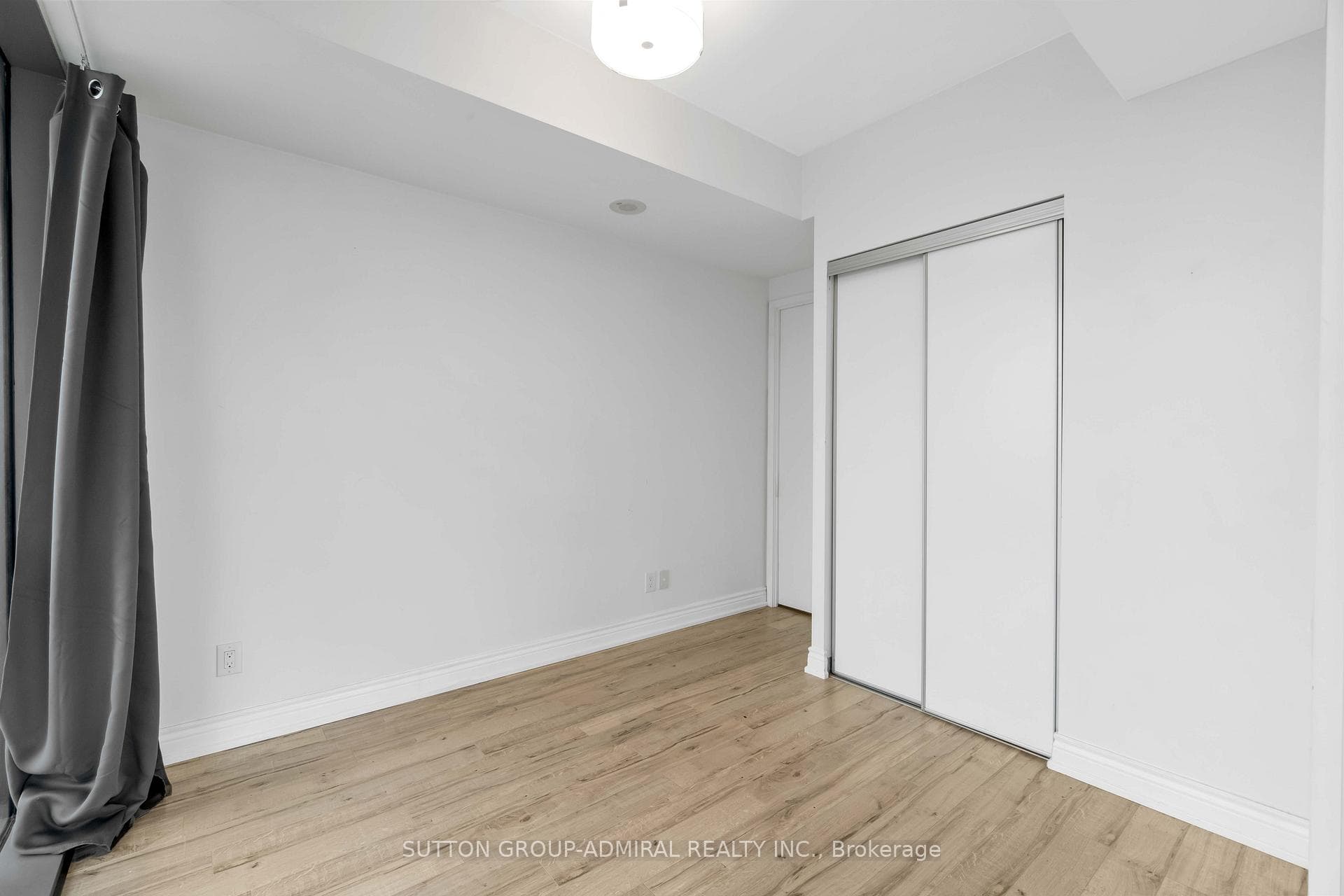 70 Distillery Lane Unit 3303 photo 11