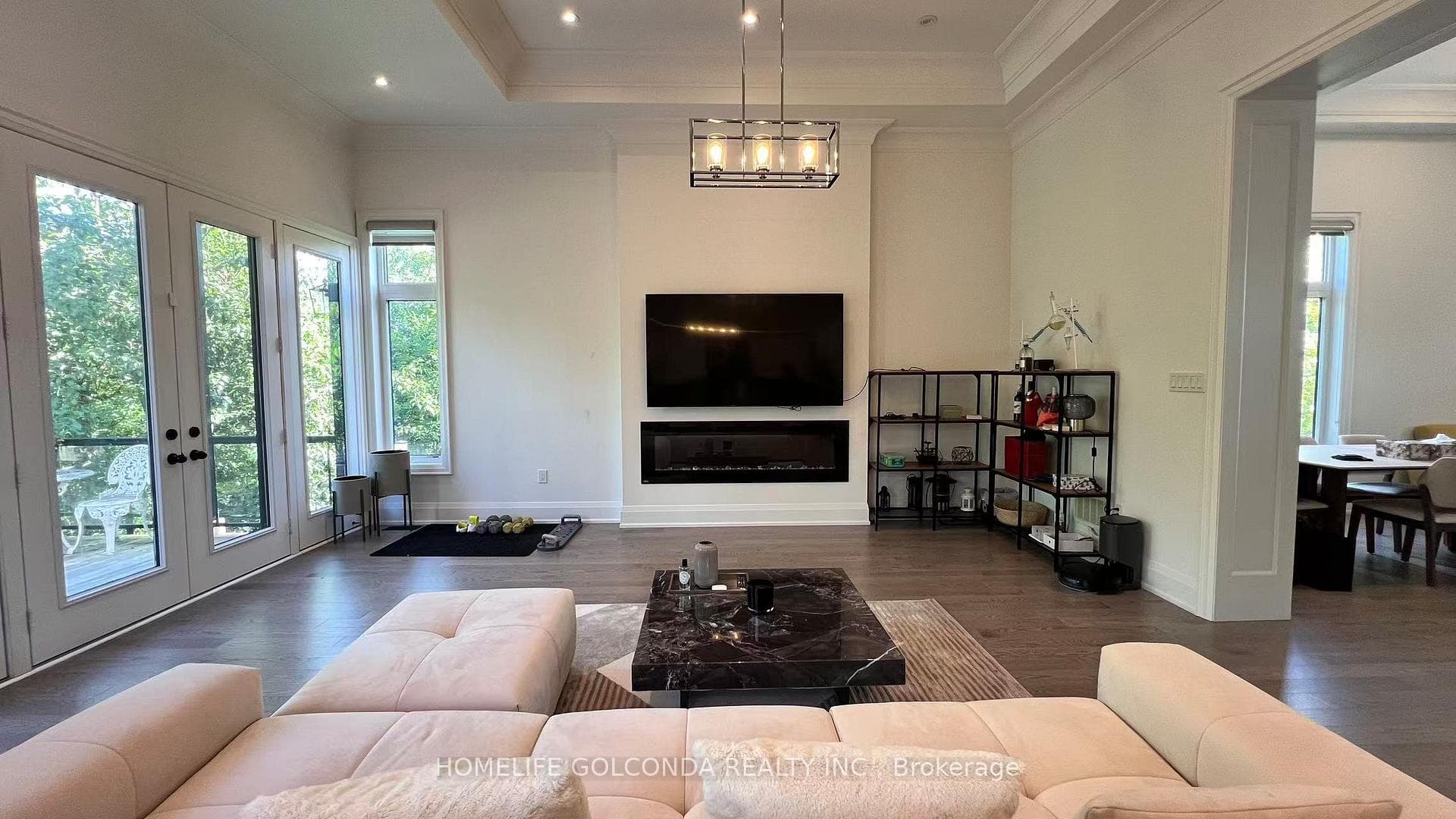 145 English Oak Drive photo 10