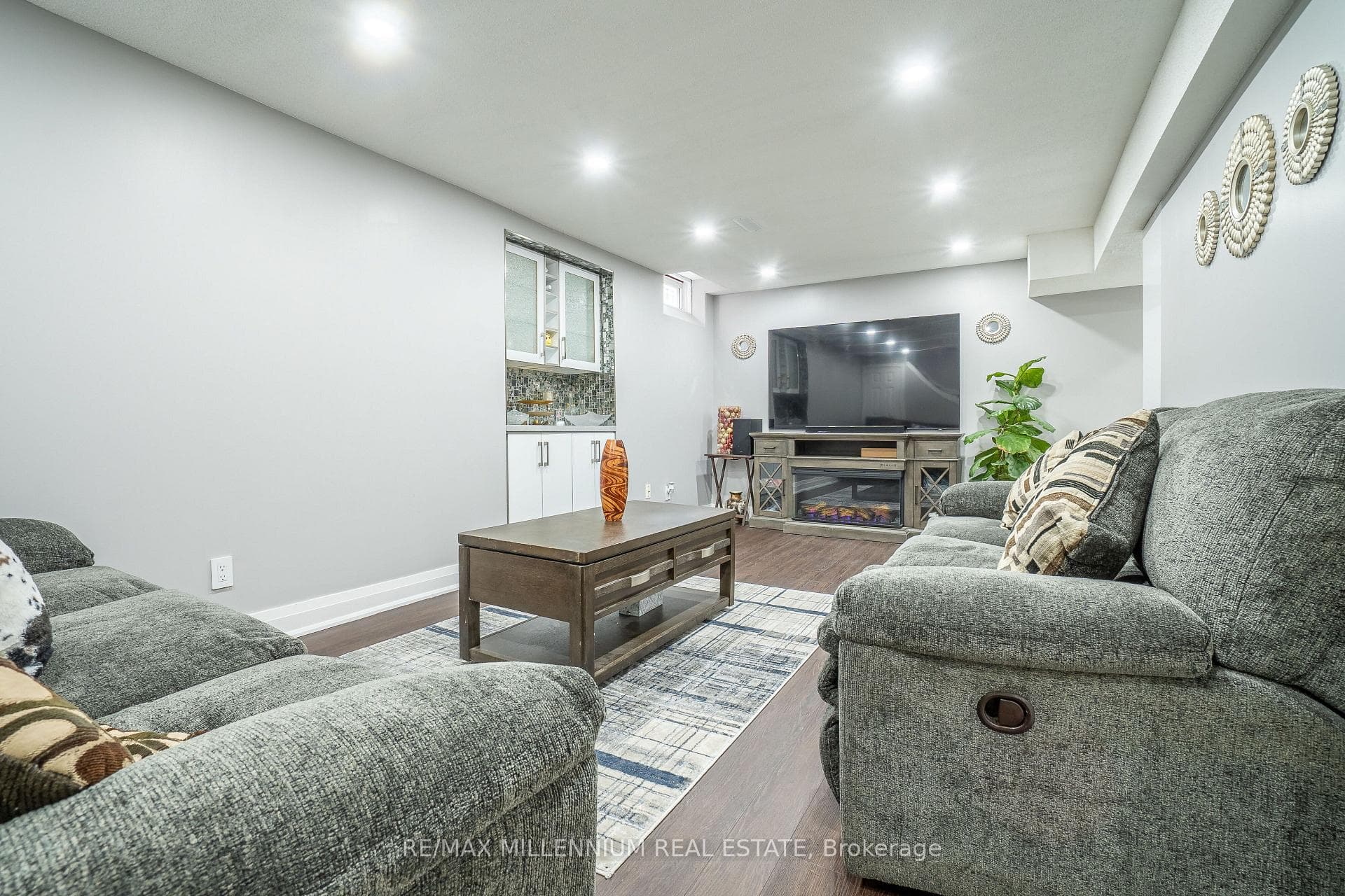 3239 Pinemeadow Drive photo 26
