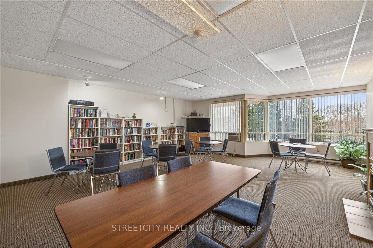 521 Riverside Drive Unit 301 photo 42