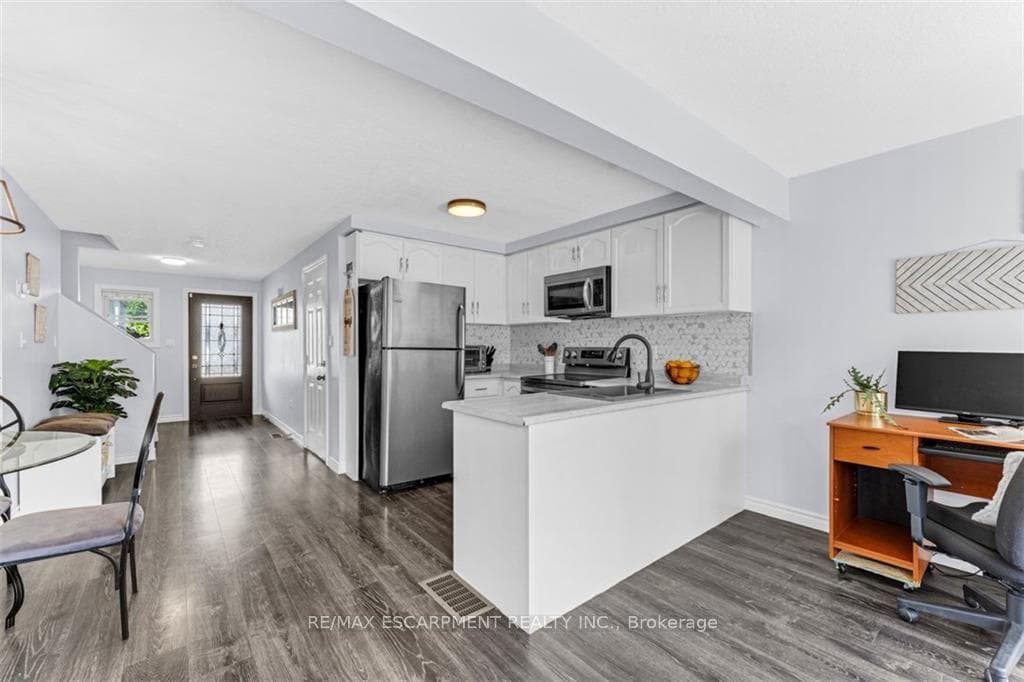58 Jordan Drive photo 7