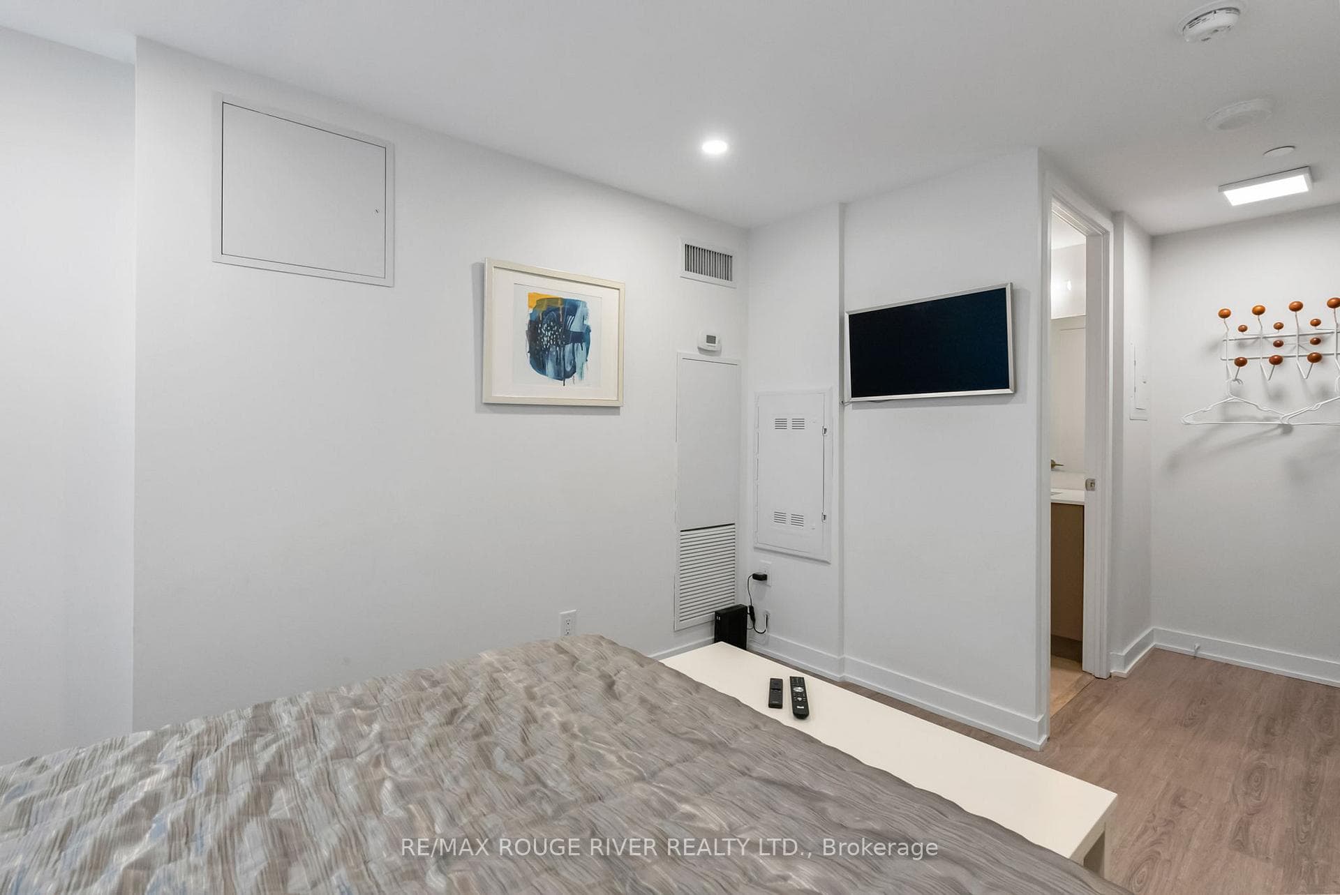 1350 Kingston Road Unit 206 photo 37