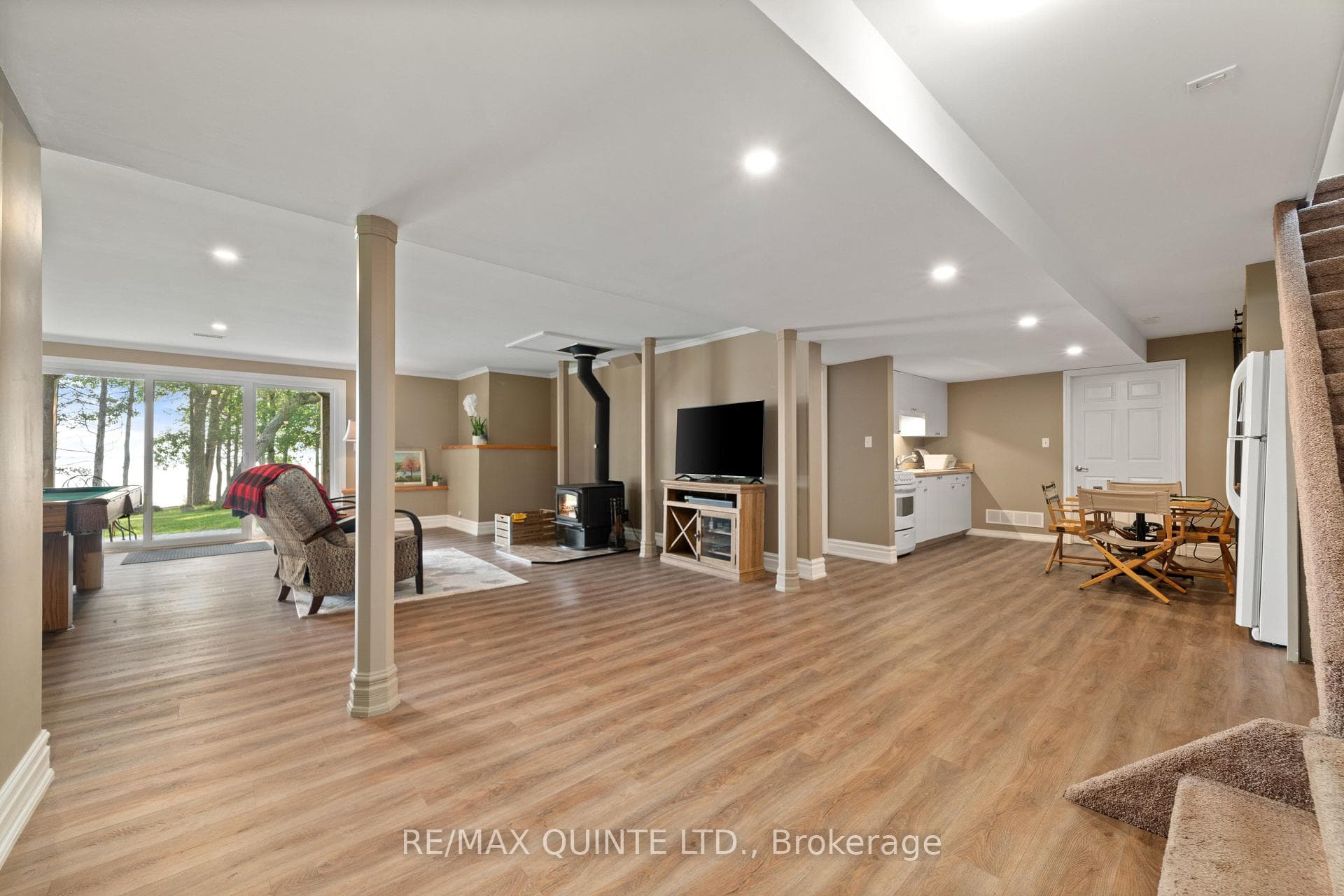 99 SANDY COVE Drive photo 25