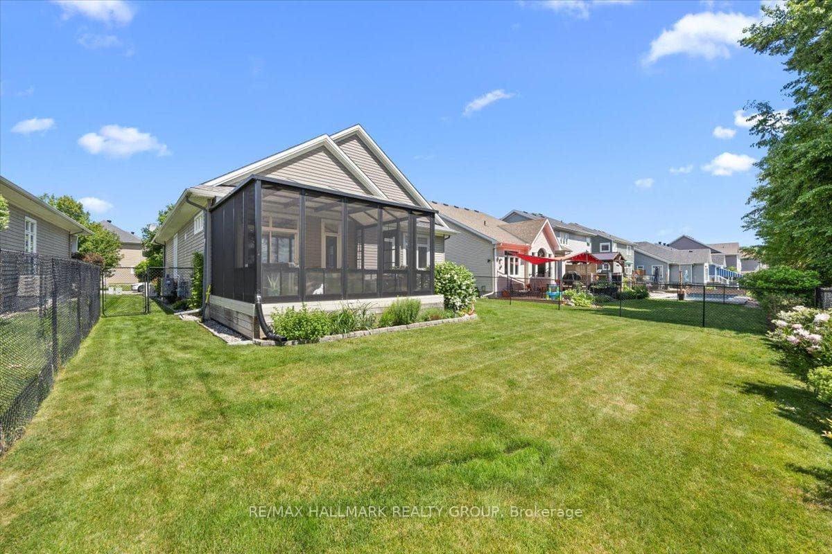 184 Bonnyley Crescent photo 39