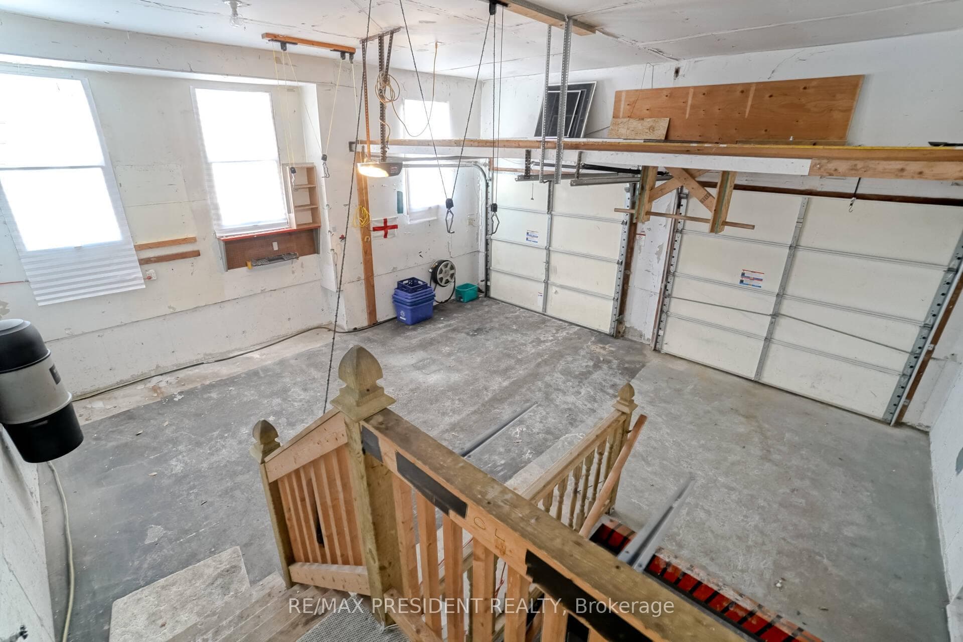 2 White Cliffe Drive photo 35