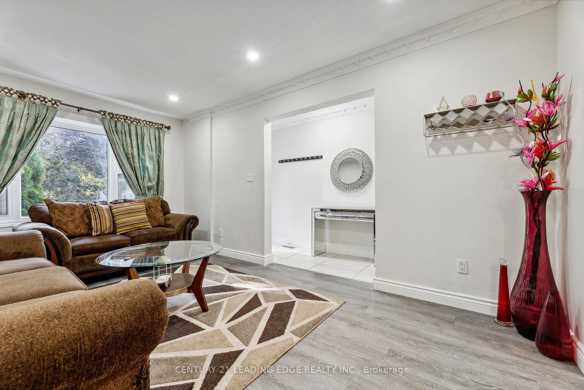 805 Red Maple Court photo 7
