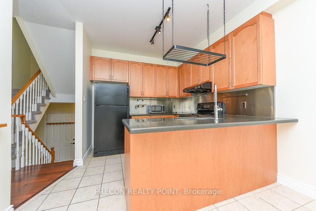 100 Beddoe Drive Unit 4 photo 6