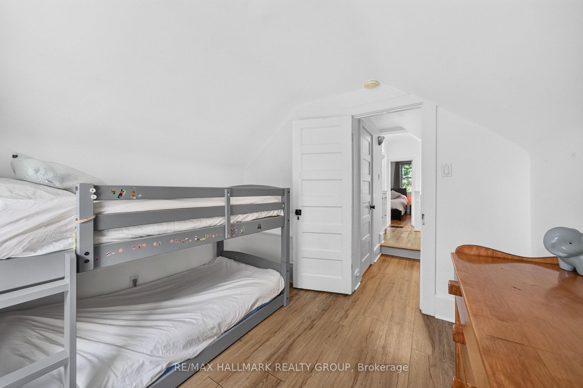 180 Glen Avenue photo 33