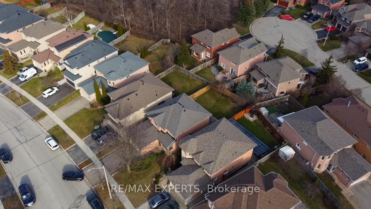 232 Barondale Drive photo 38