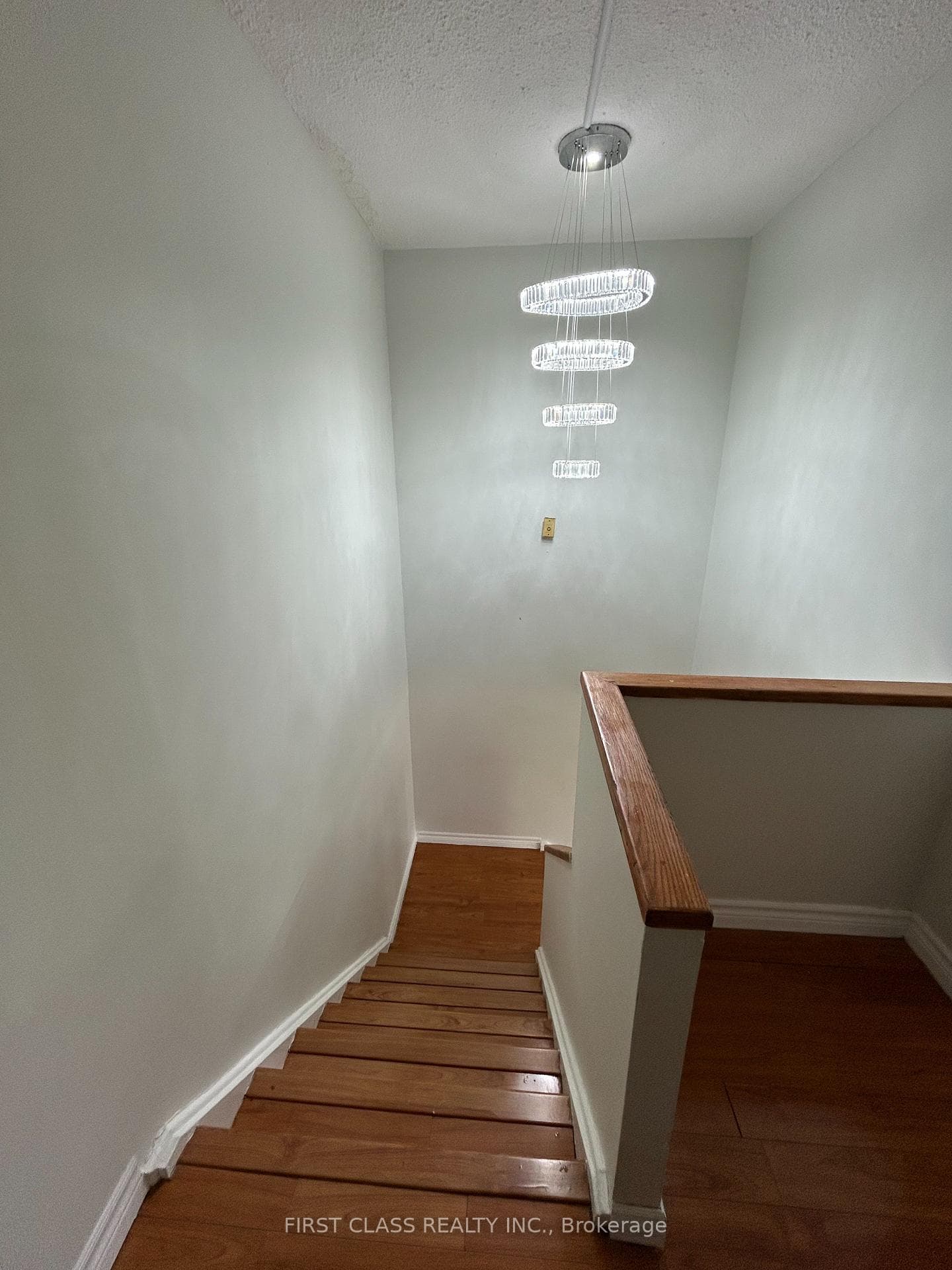 2121 Roche Court Unit 106 photo 6