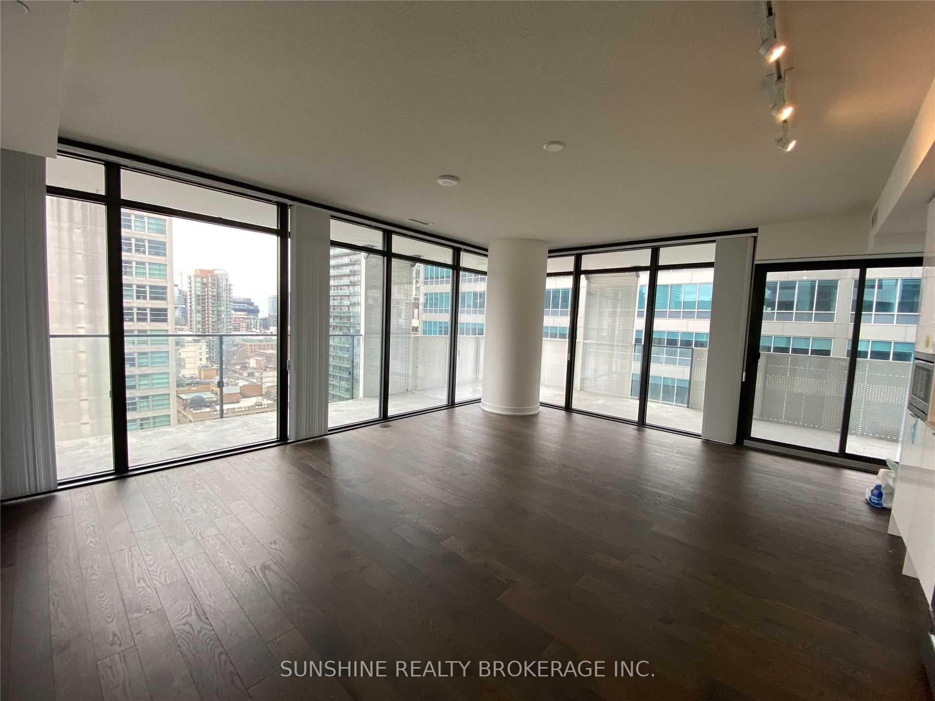 25 Richmond Street Unit 1503 photo 9