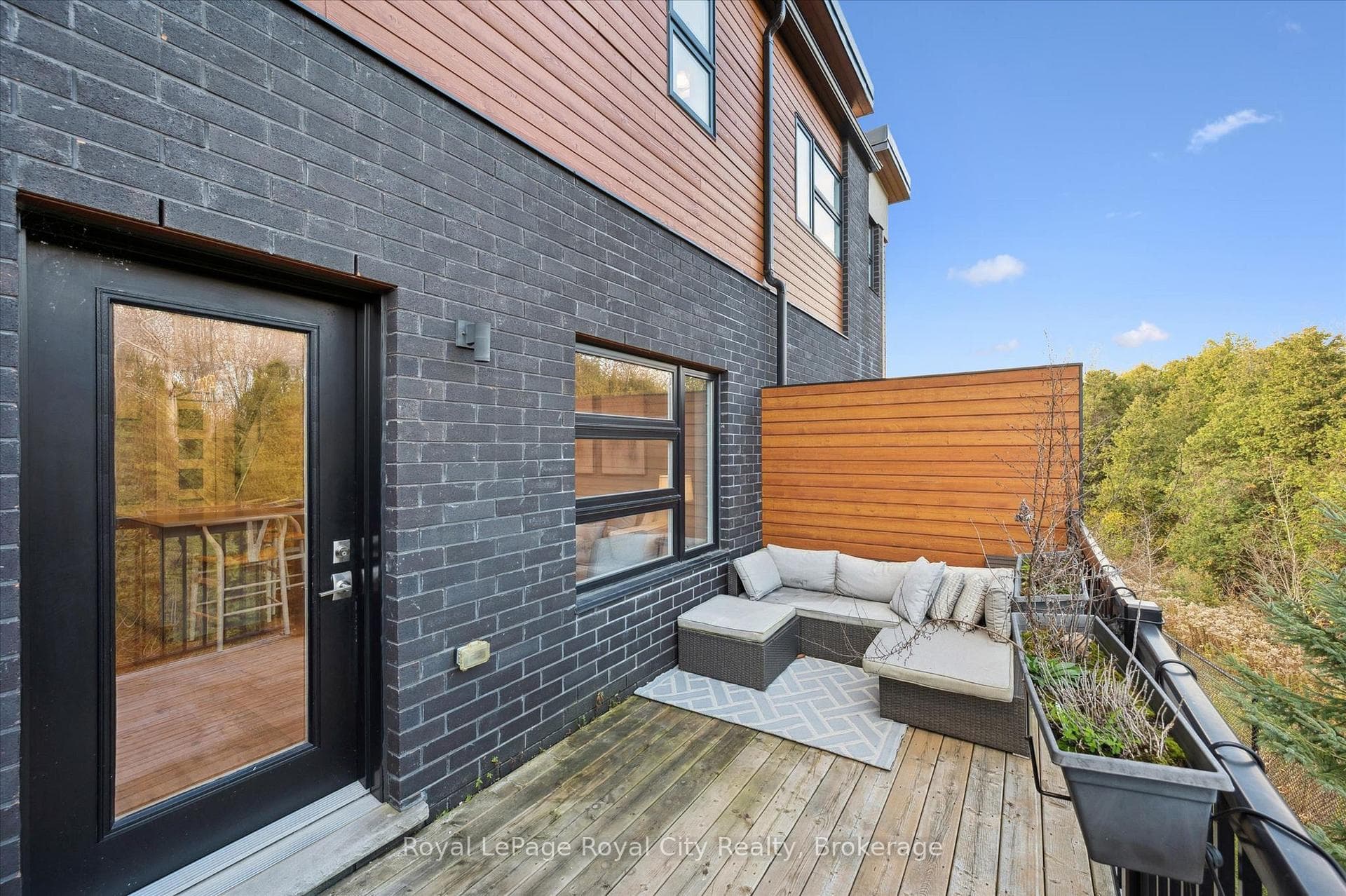 60 Arkell Road Unit 83 photo 36