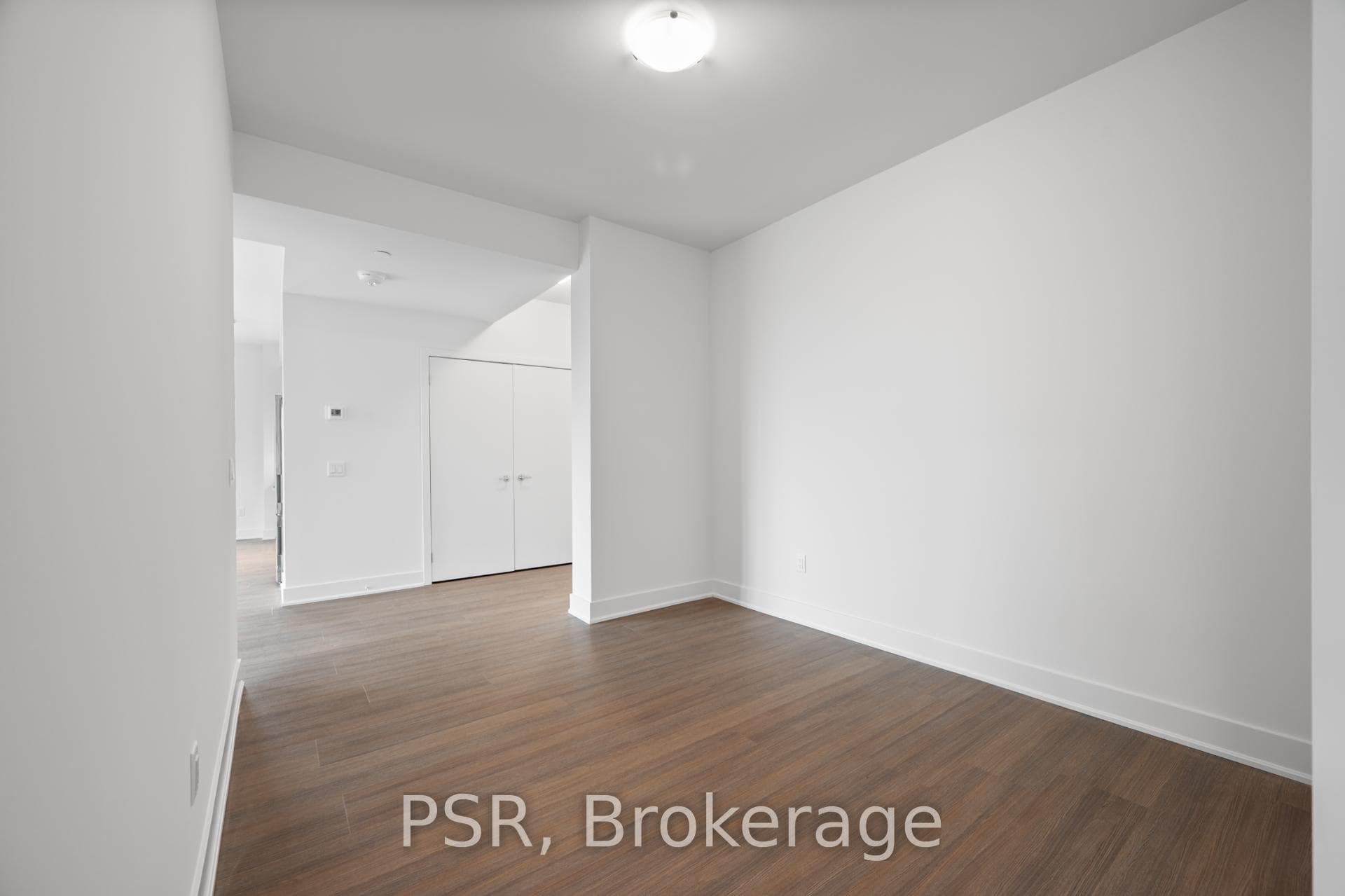 195 Deerfield Road Unit 913 photo 21
