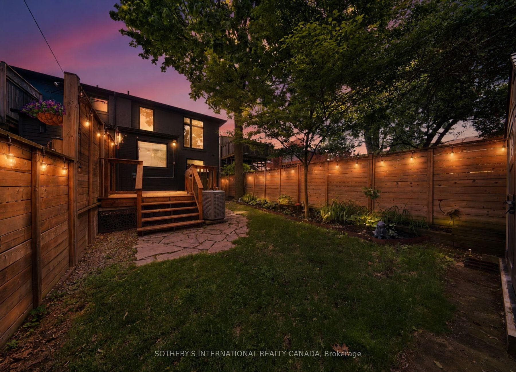 32 Eaton Avenue photo 45