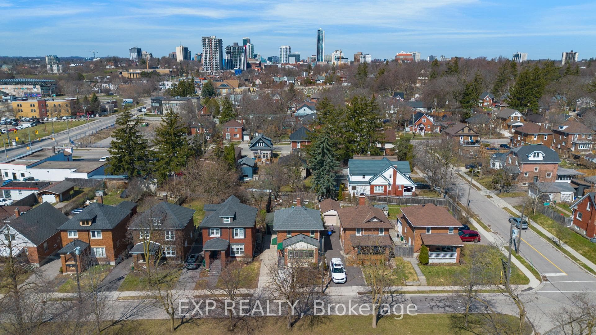 24 ONWARD Avenue photo 3