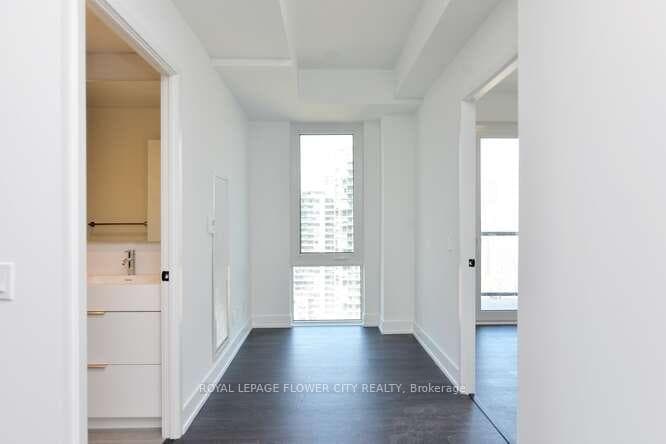308 Jarvis Street Unit 3405 photo 4