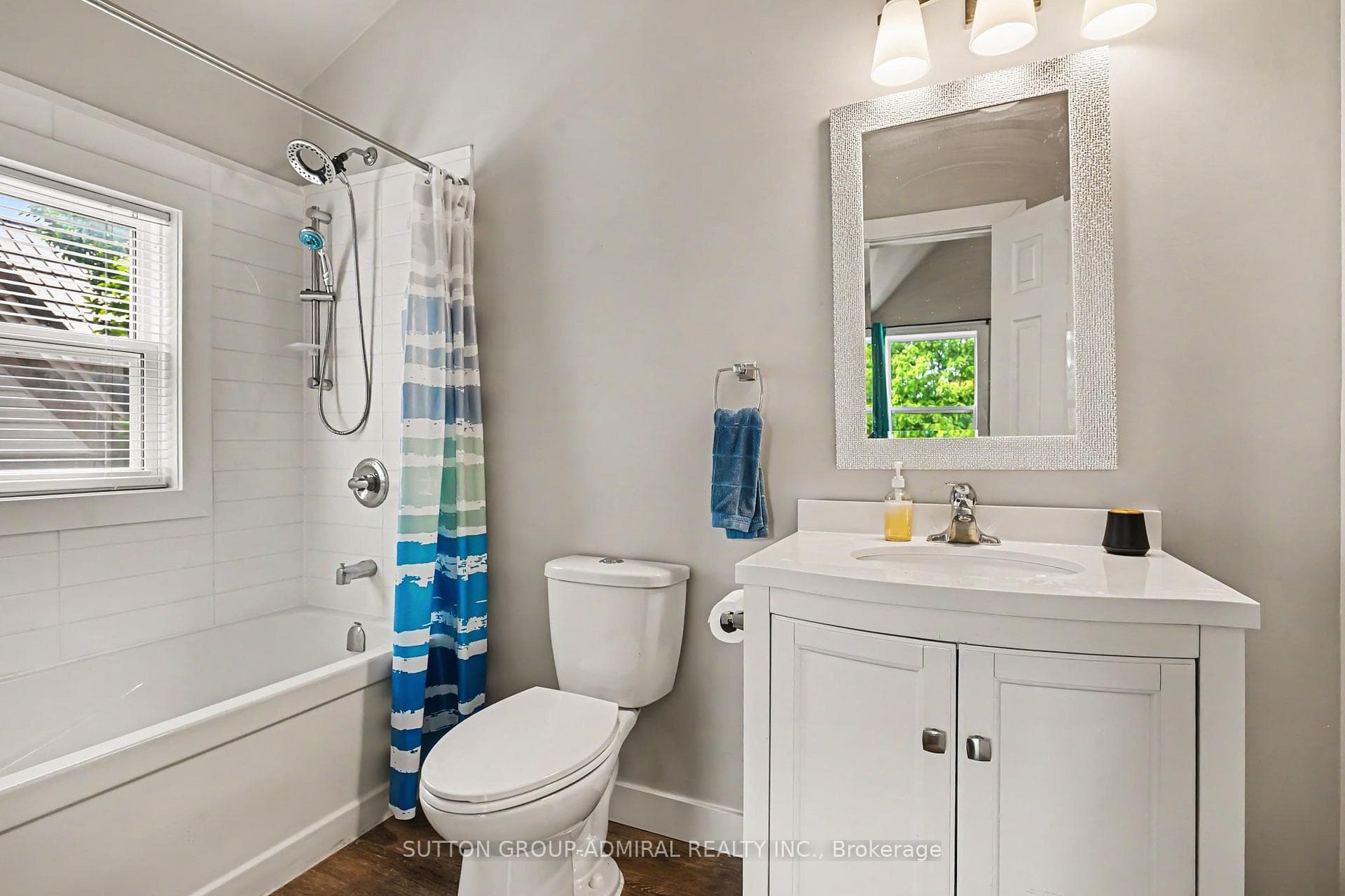 406 Stirling Avenue photo 17