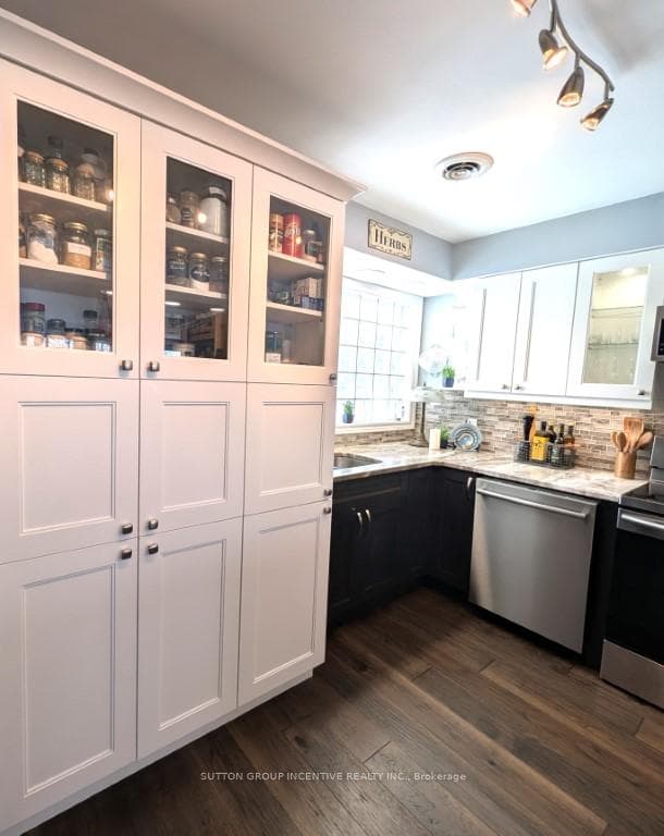 603 Atherley Road Unit 211 photo 9